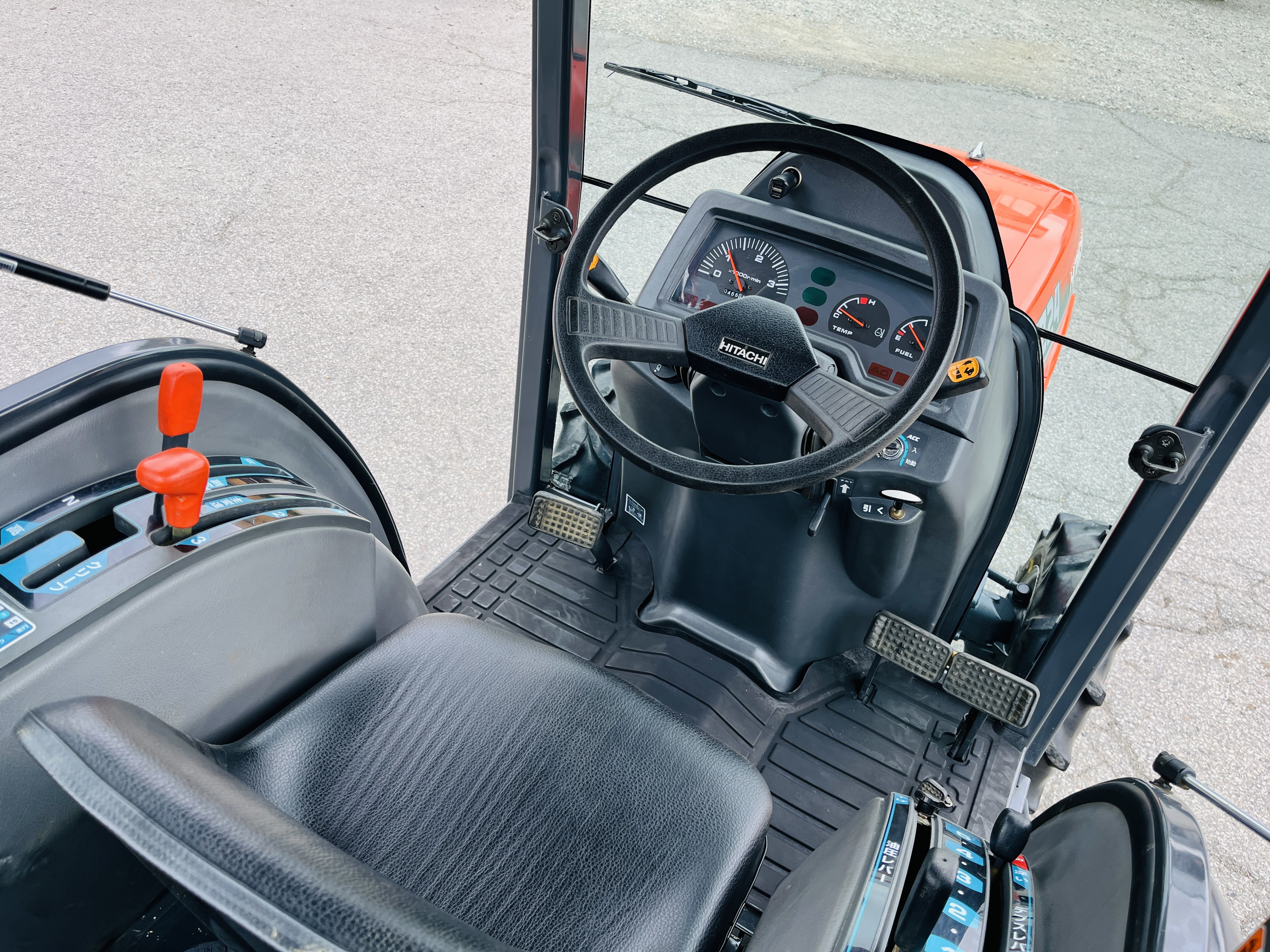 日立 中古トラクター TZ24Qの商品画像9