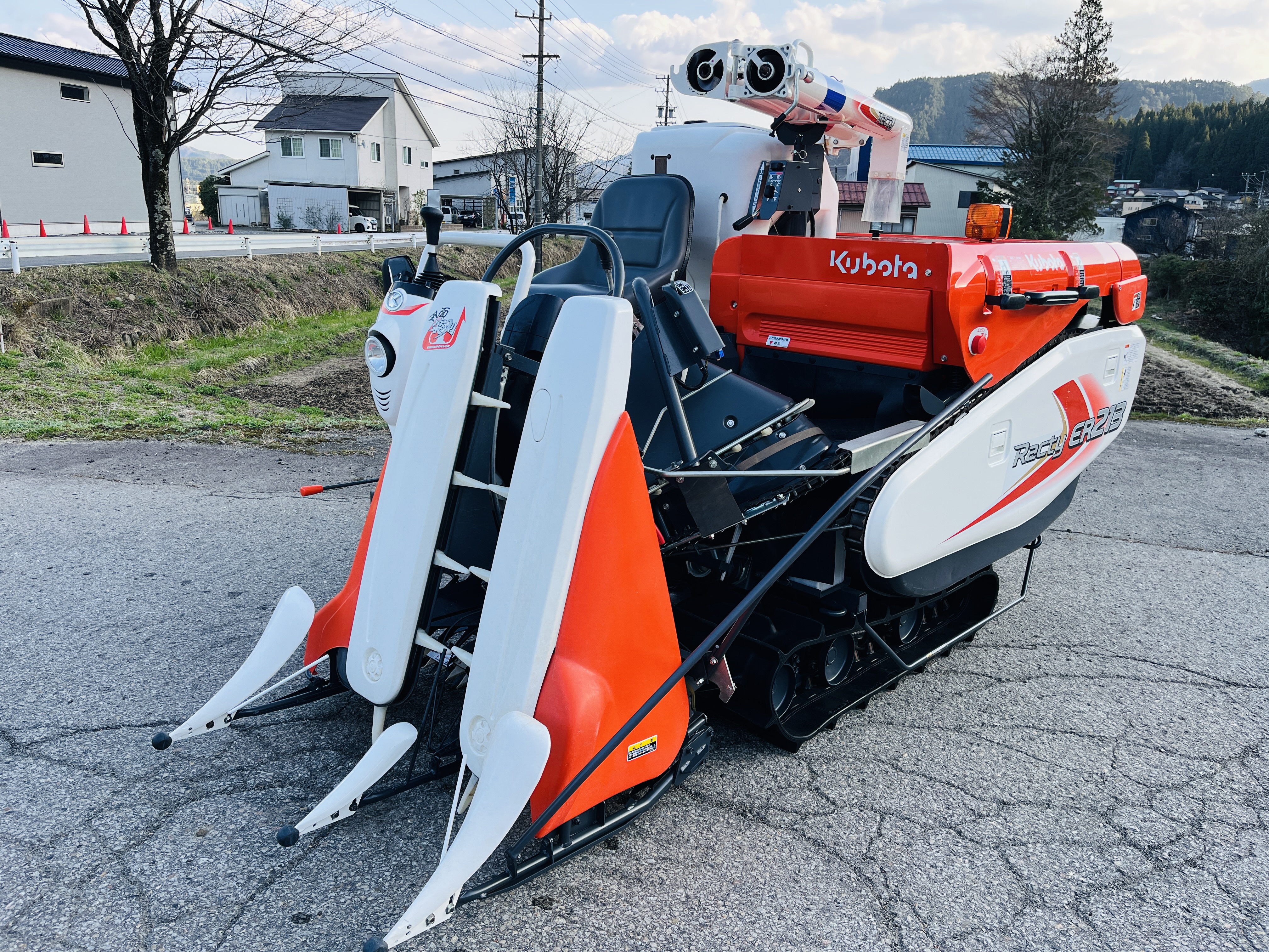 クボタ 中古コンバイン ER213NG-W