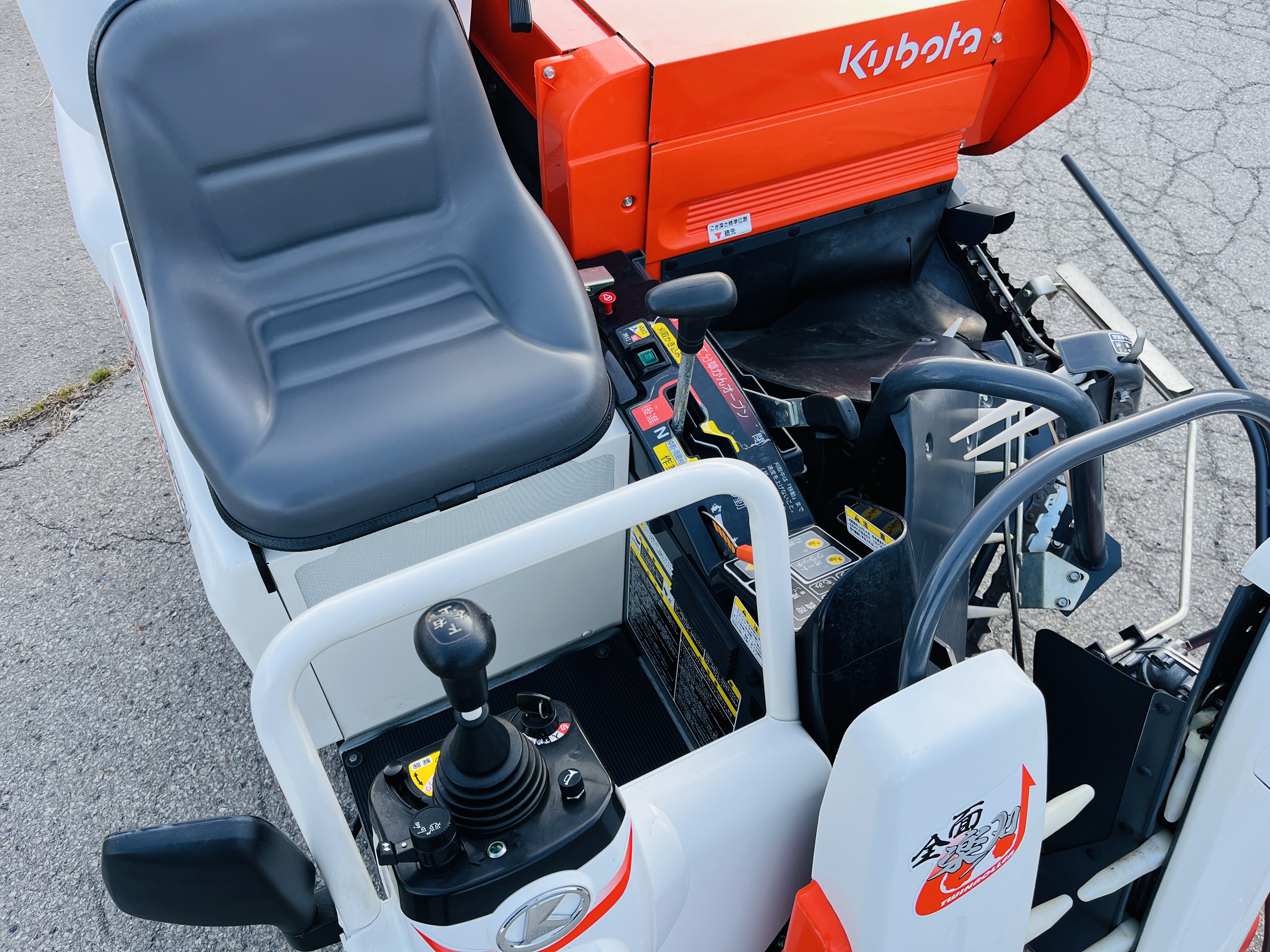 クボタ 中古コンバイン ER213NG-Wの商品画像9