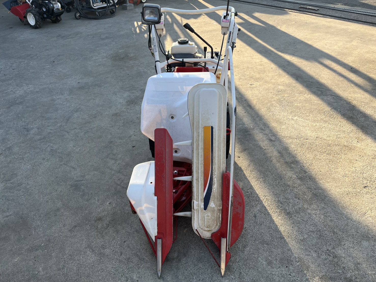 ヤンマー 中古バインダー Be30の商品画像4