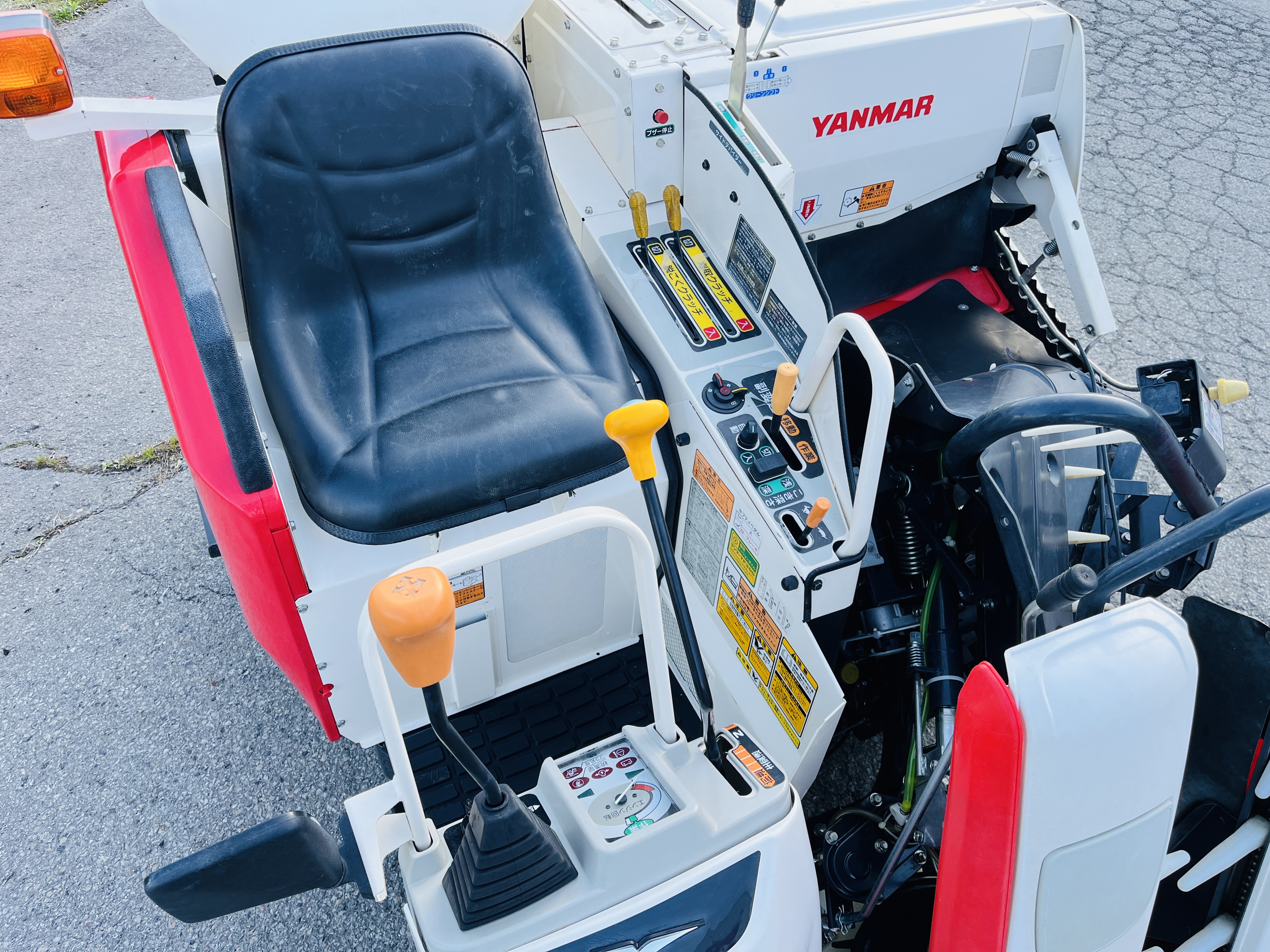 ヤンマー 中古コンバイン Ee214Wの商品画像9