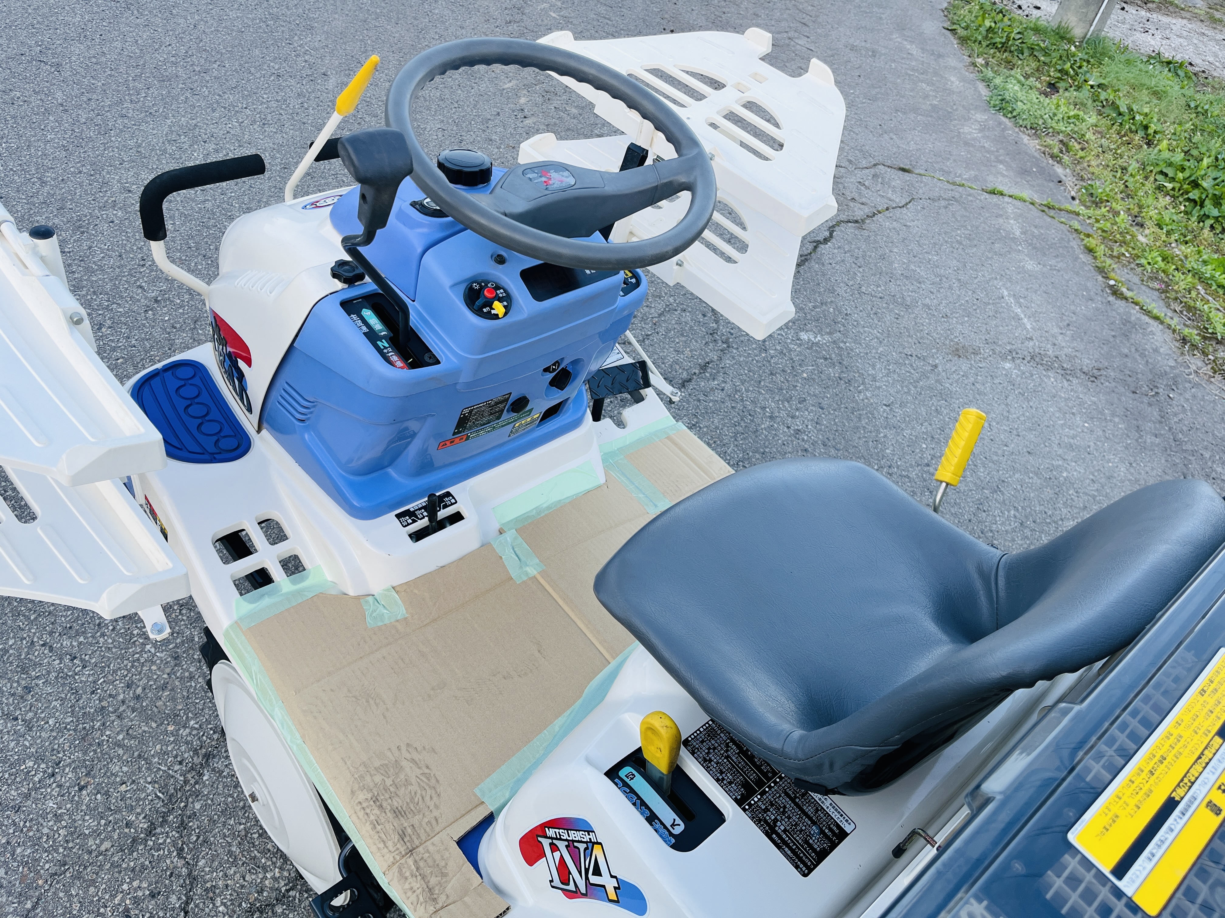 三菱マヒンドラ農機 中古田植機 LV4の商品画像8