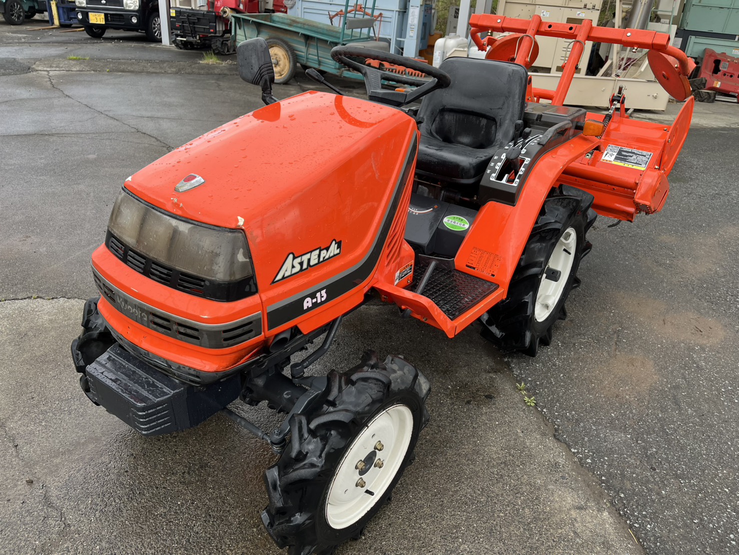 クボタ 中古トラクター A-13D