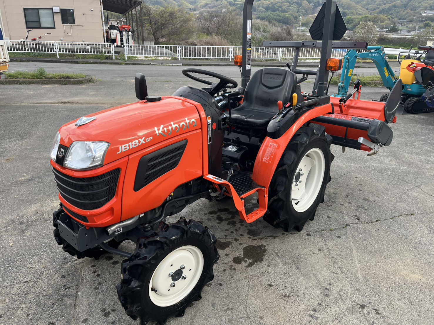 クボタ 中古トラクター JB18XSPBSMAG