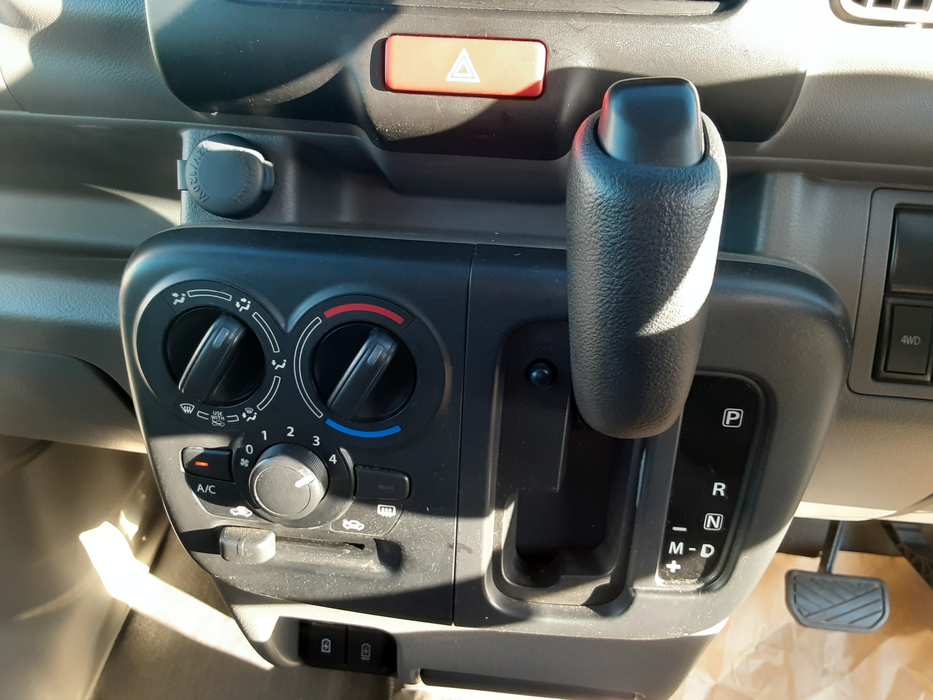 日産 中古車 NV100クリッパーバン DX セーフティパッケージの商品画像6