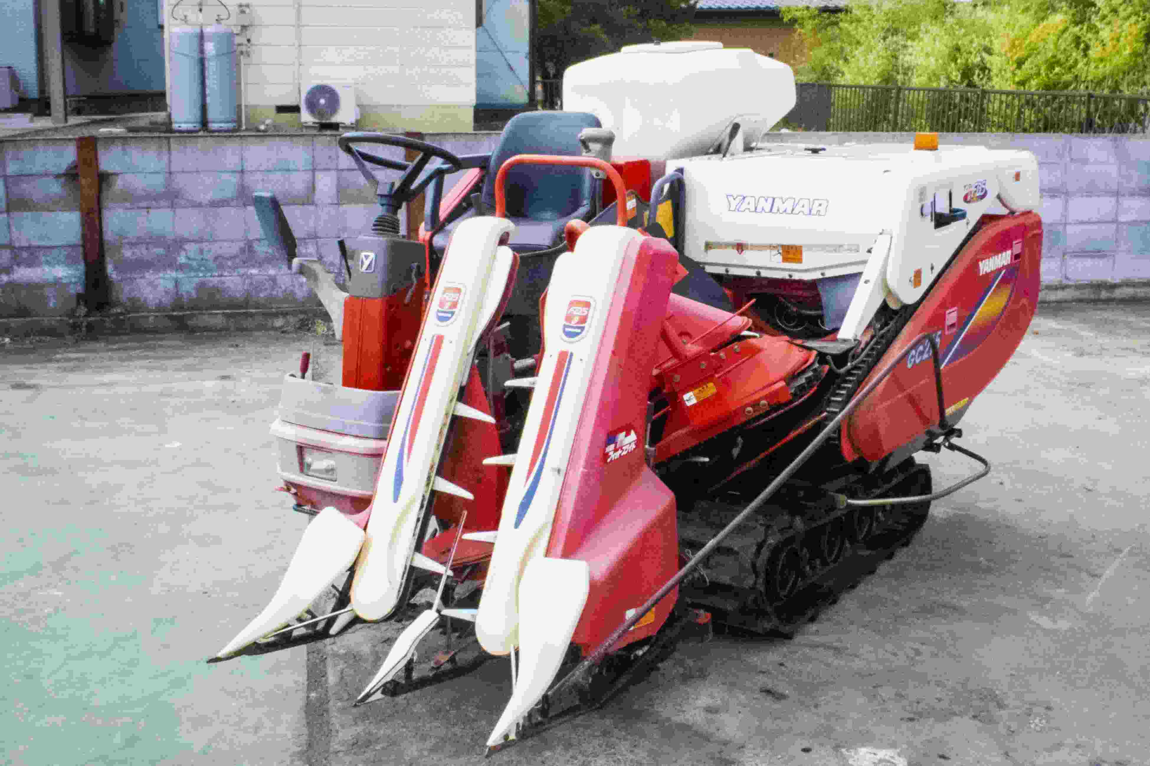 ヤンマー 中古コンバイン GC215