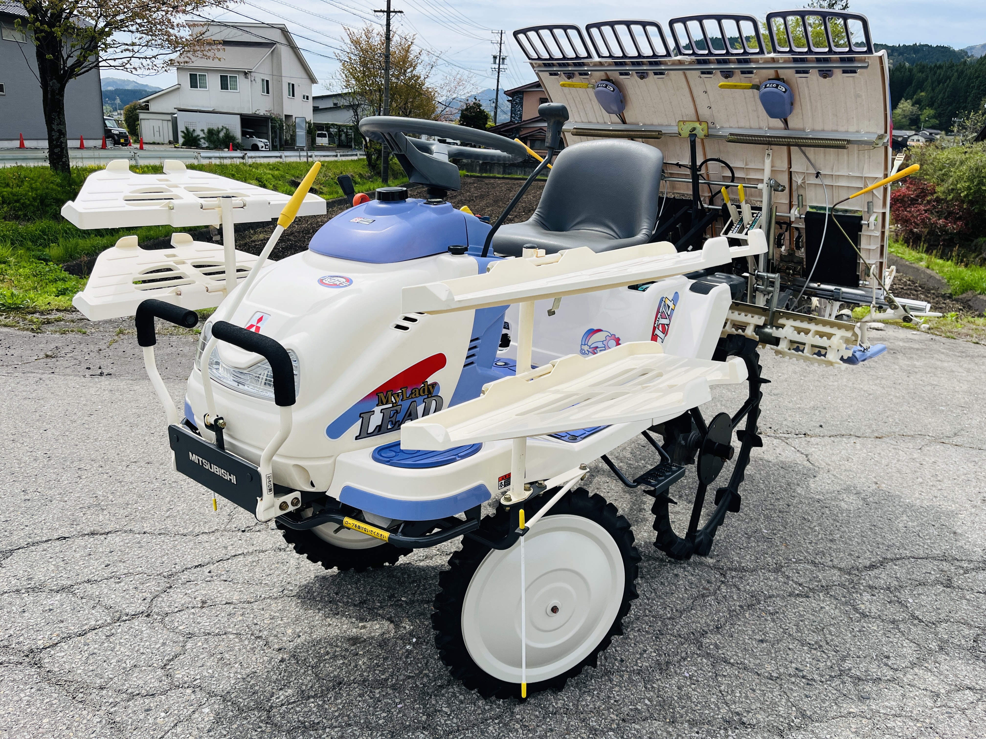 三菱マヒンドラ農機 中古田植機 LV4