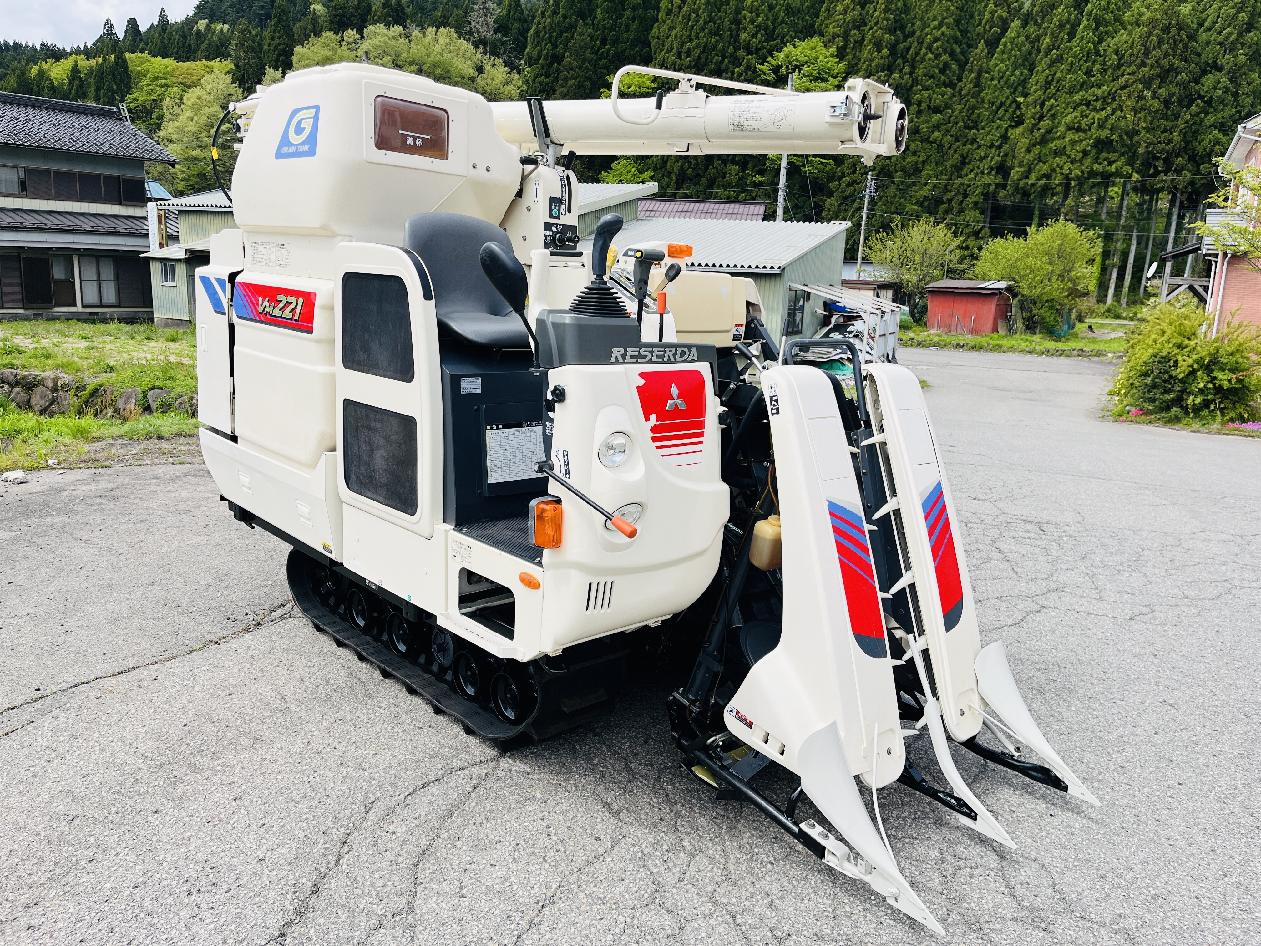 三菱マヒンドラ農機 中古コンバイン VM221Gの商品画像2