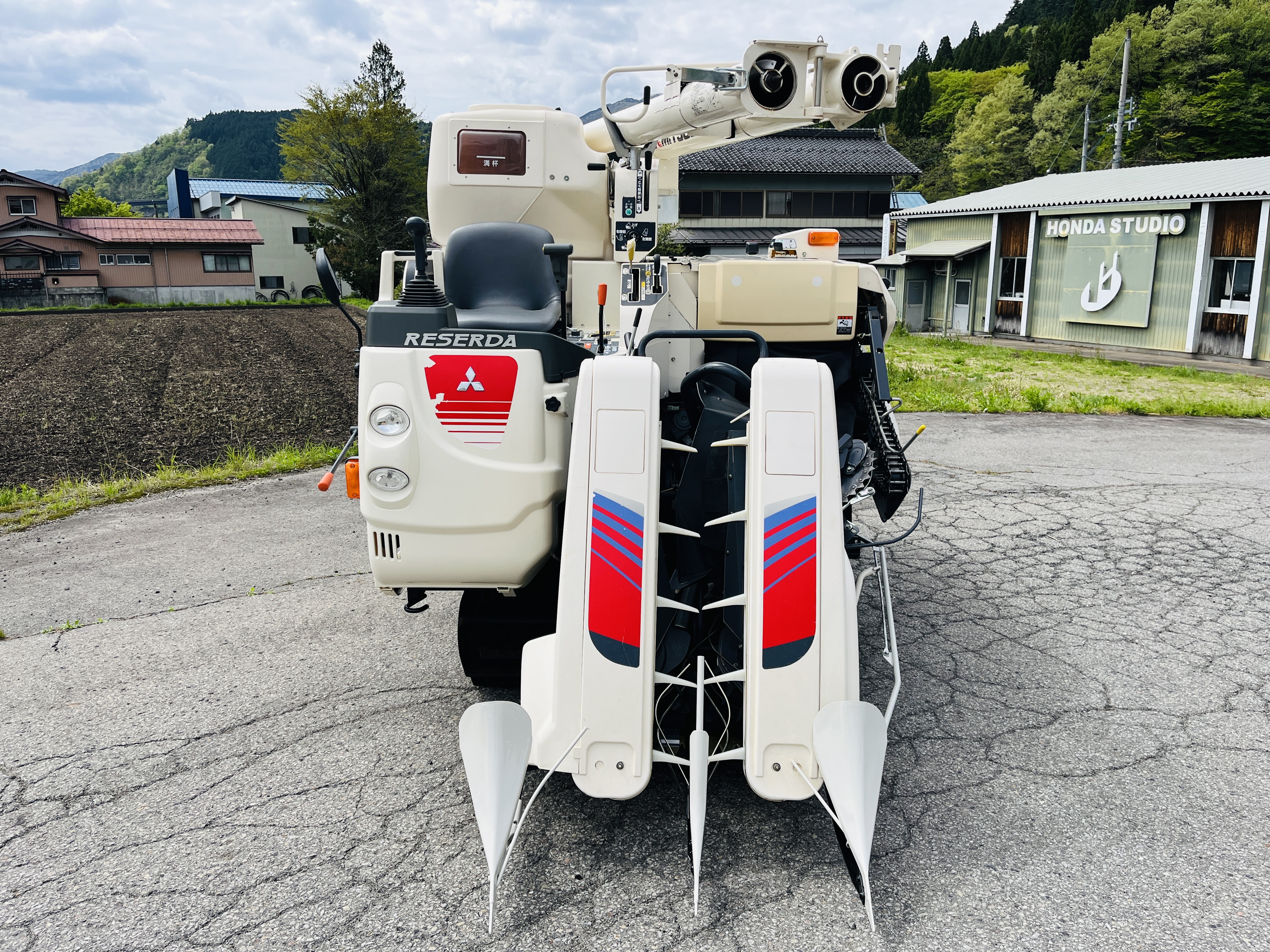 三菱マヒンドラ農機 中古コンバイン VM221Gの商品画像3