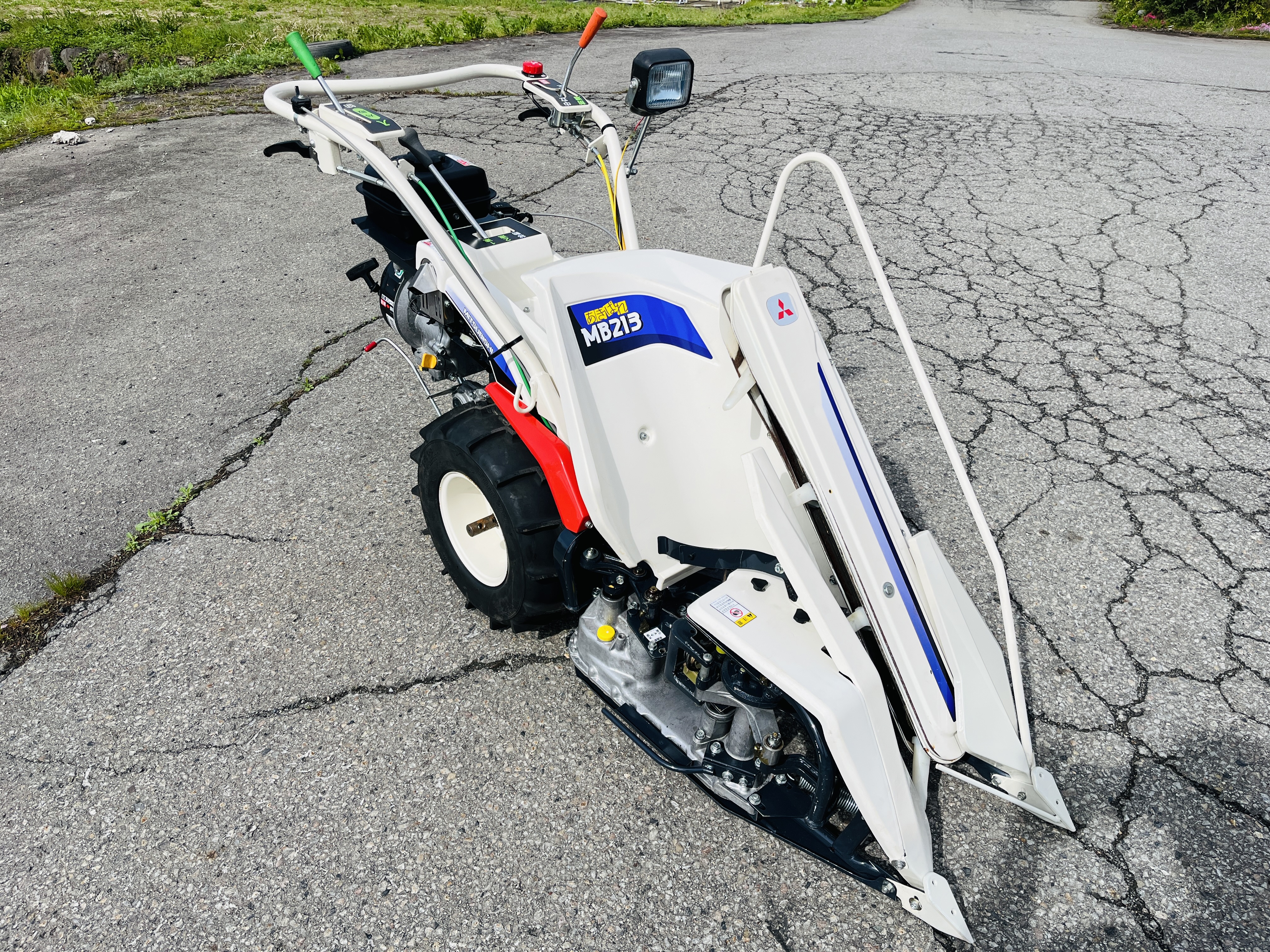 三菱マヒンドラ農機 中古バインダー MB213-Sの商品画像1