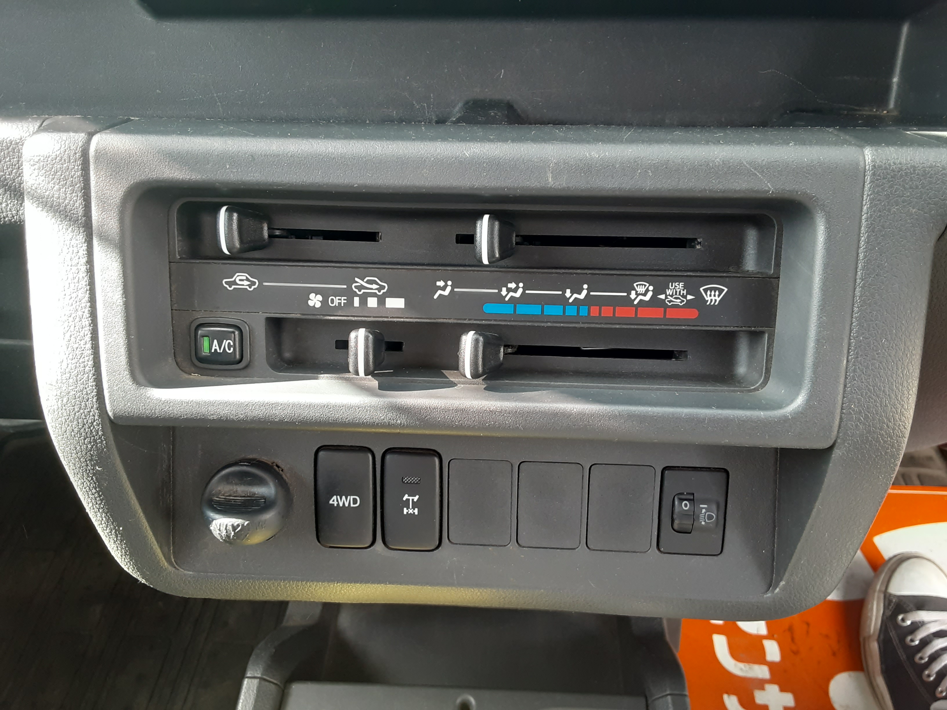 ダイハツ 中古車 ハイゼットトラック エクストラの商品画像6