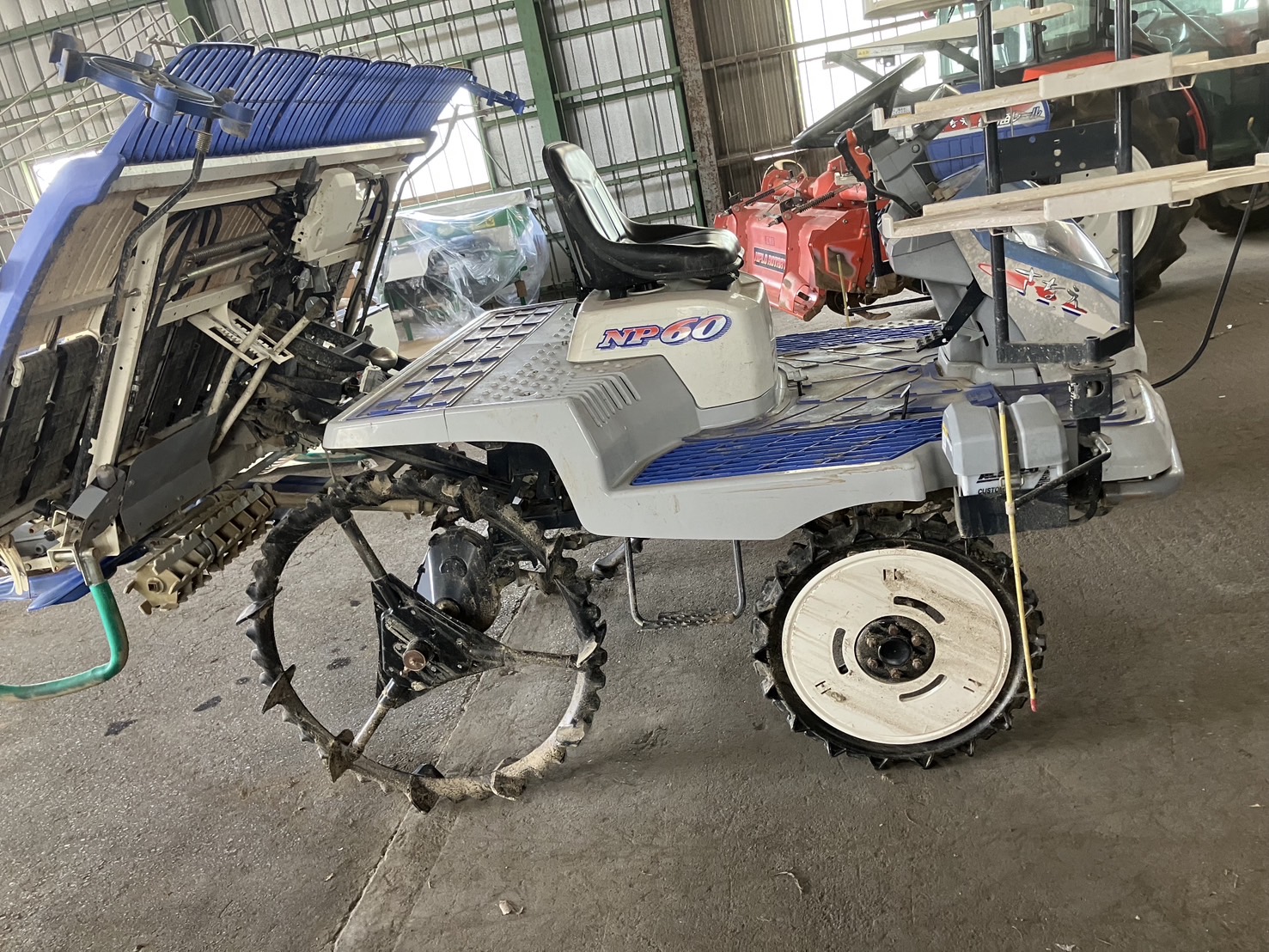 イセキ 中古田植機 【低アワー】NP60の商品画像2