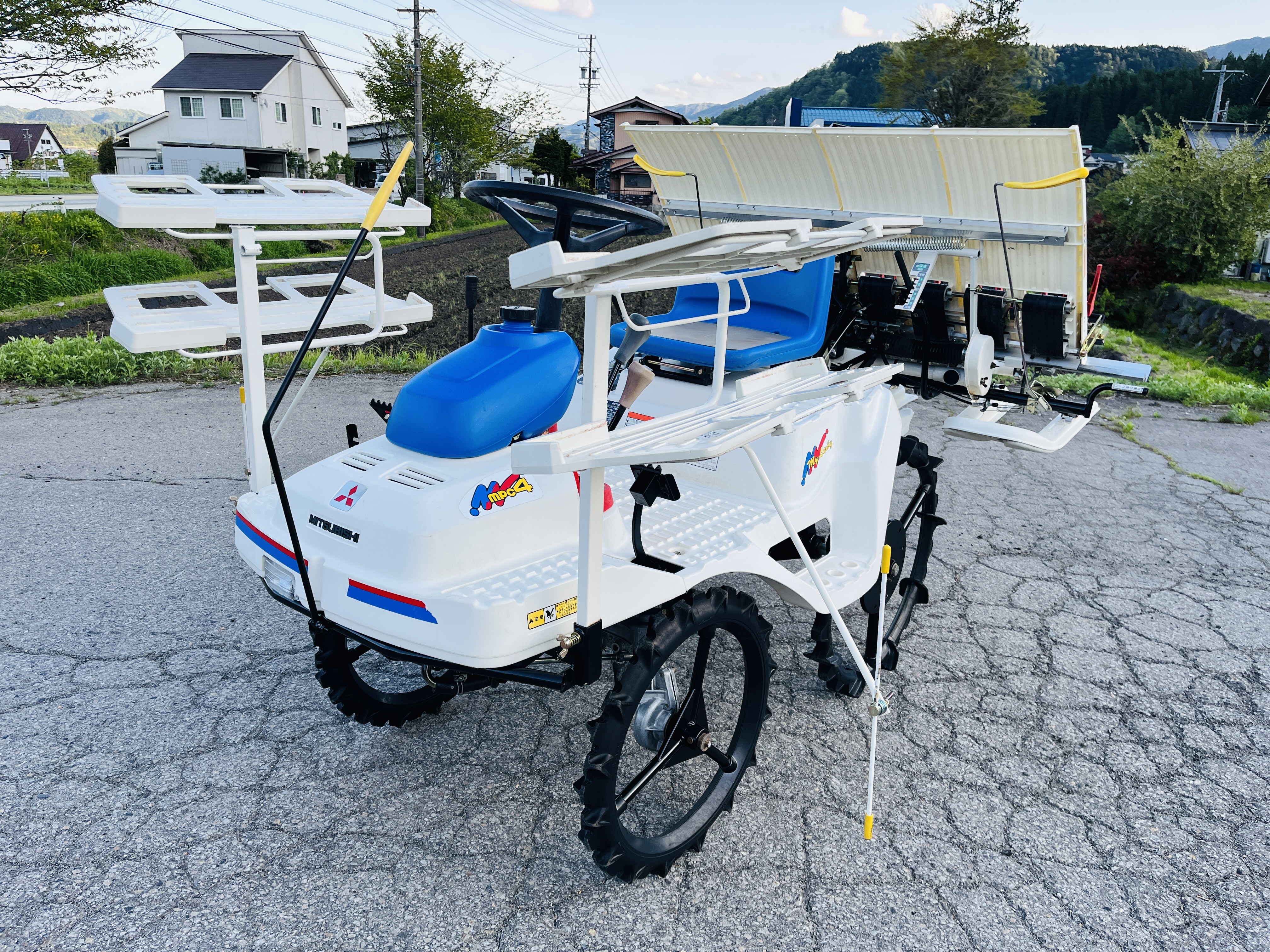 三菱マヒンドラ農機 中古田植機 MPC4