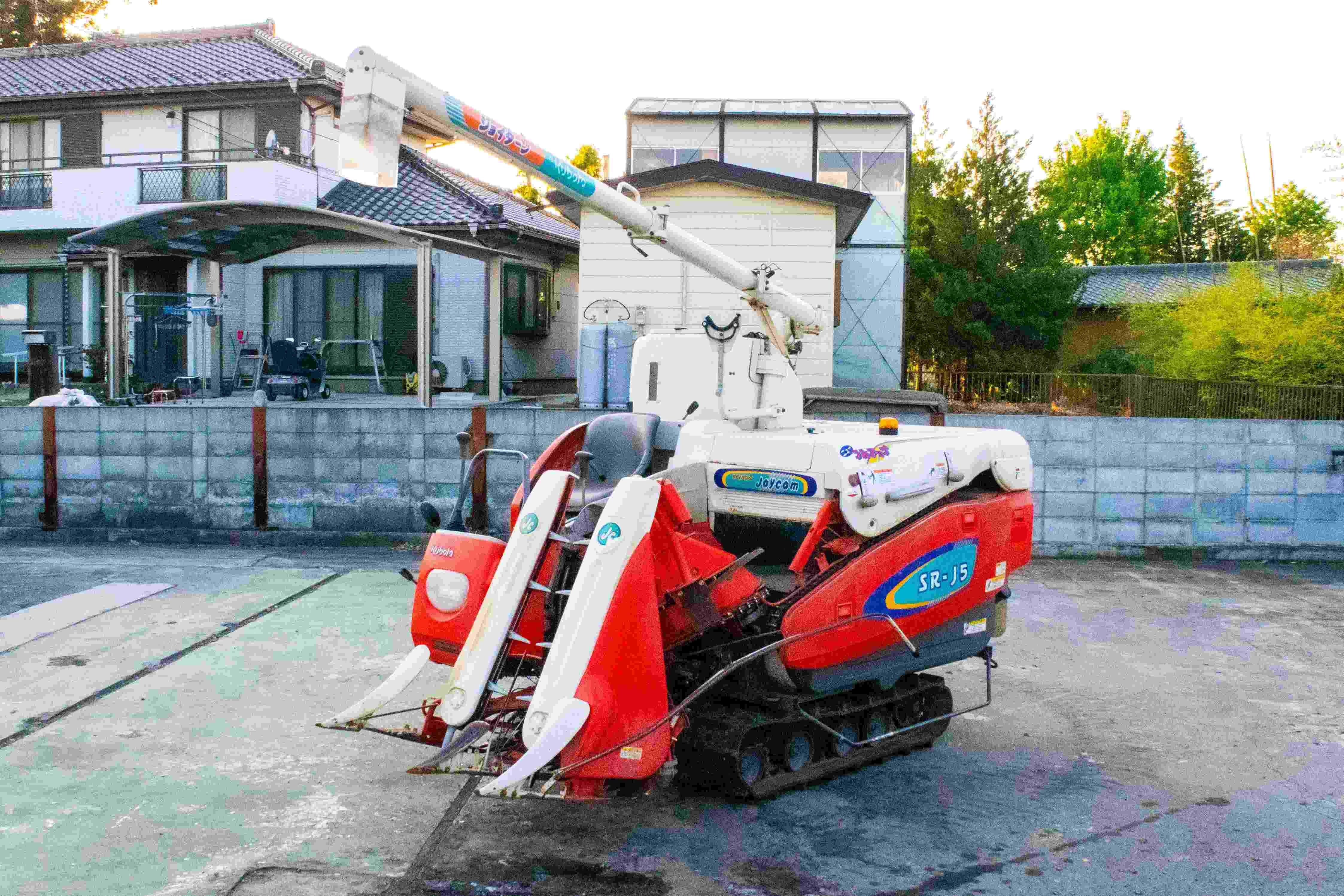 クボタ 中古コンバイン SR-J5