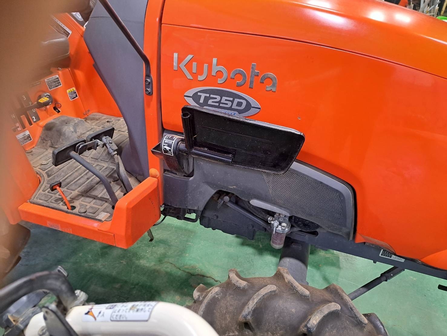 クボタ 中古トラクター T25D（FT）の商品画像2