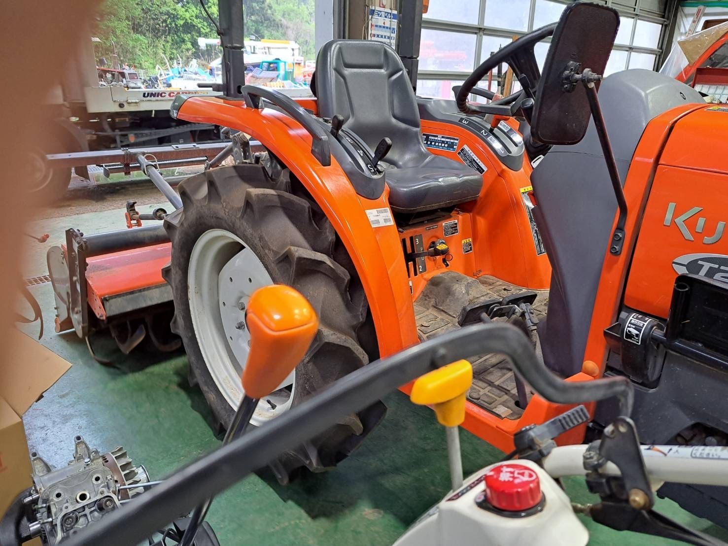 クボタ 中古トラクター T25D（FT）の商品画像3