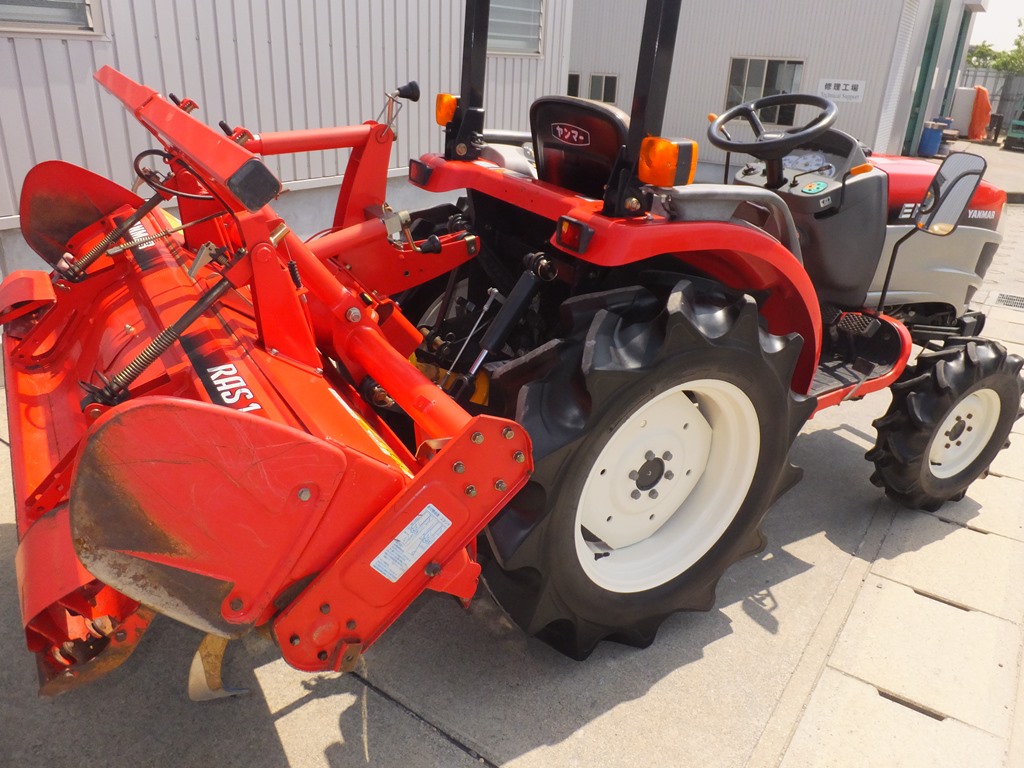 ヤンマー 中古トラクター EF120の商品画像9