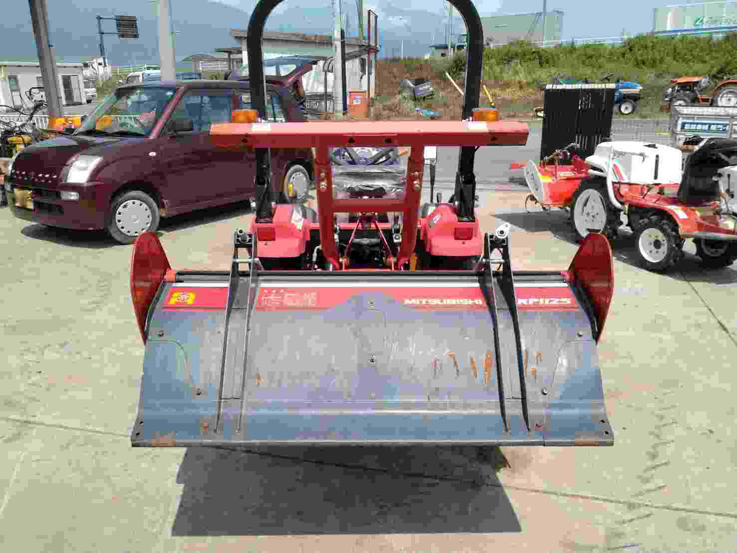 三菱マヒンドラ農機 中古トラクター GF130PJBS1の商品画像4