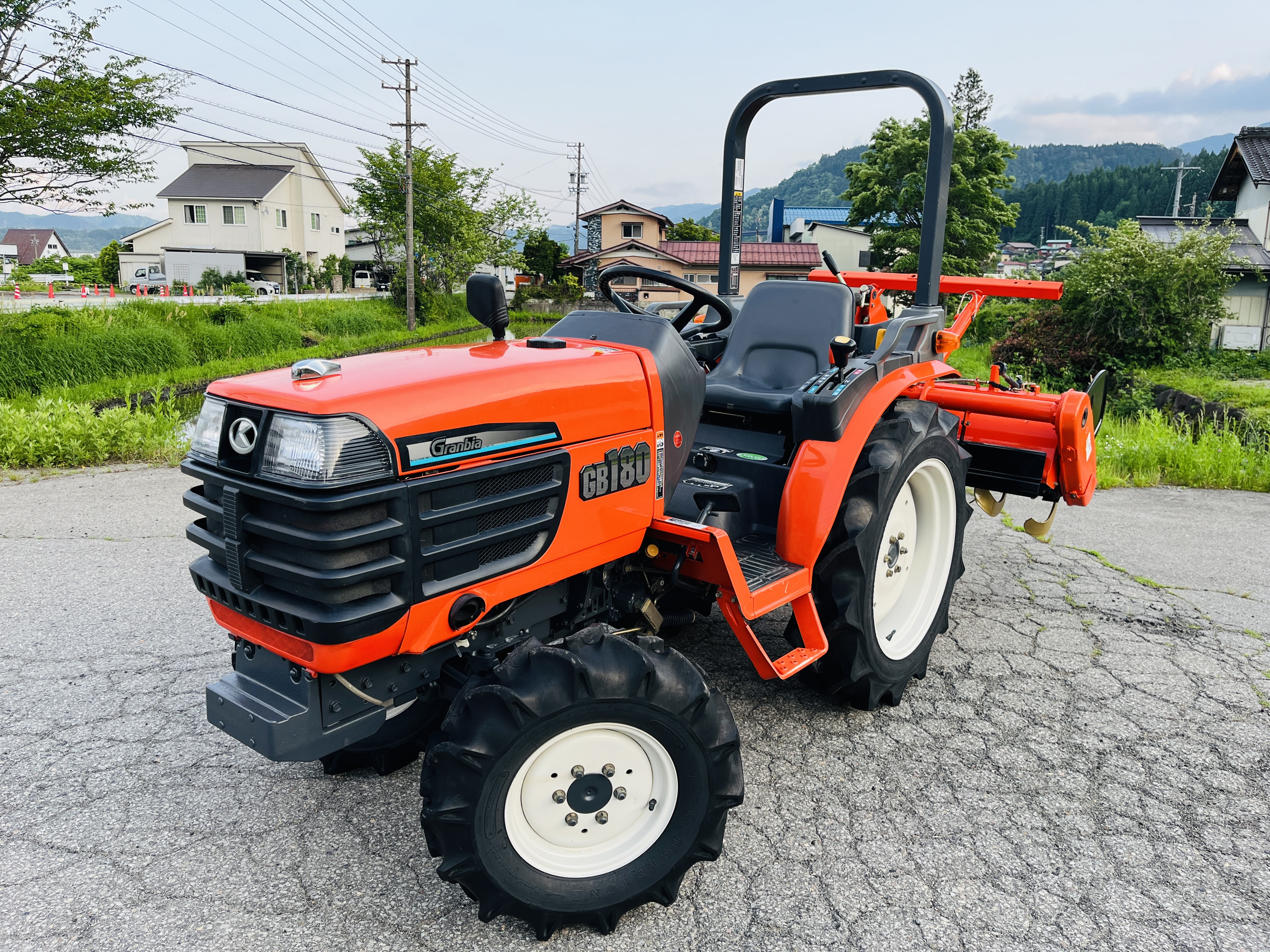 クボタ 中古トラクター GB180