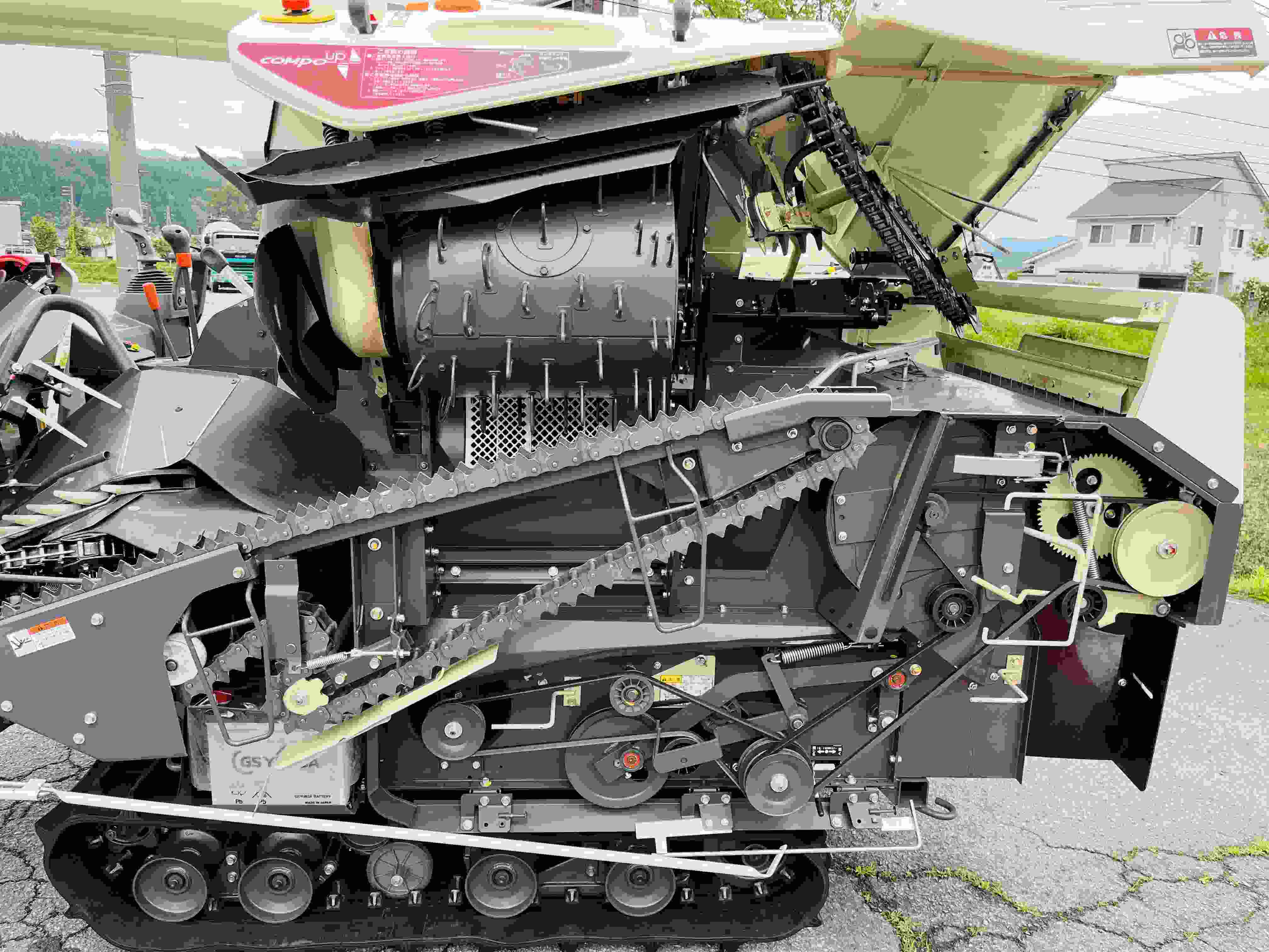三菱マヒンドラ農機 中古コンバイン V324の商品画像9