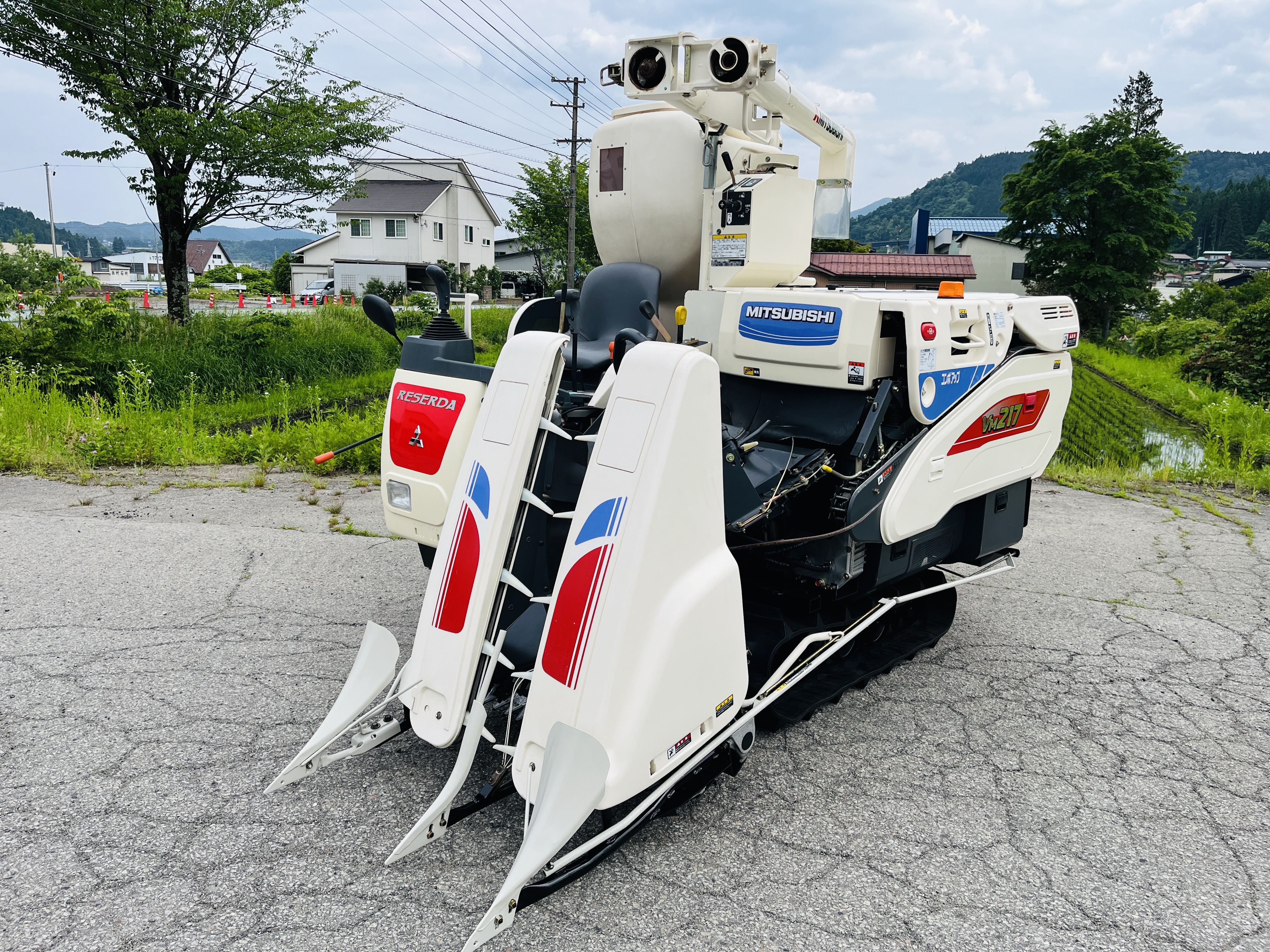 三菱マヒンドラ農機 中古コンバイン VM217G