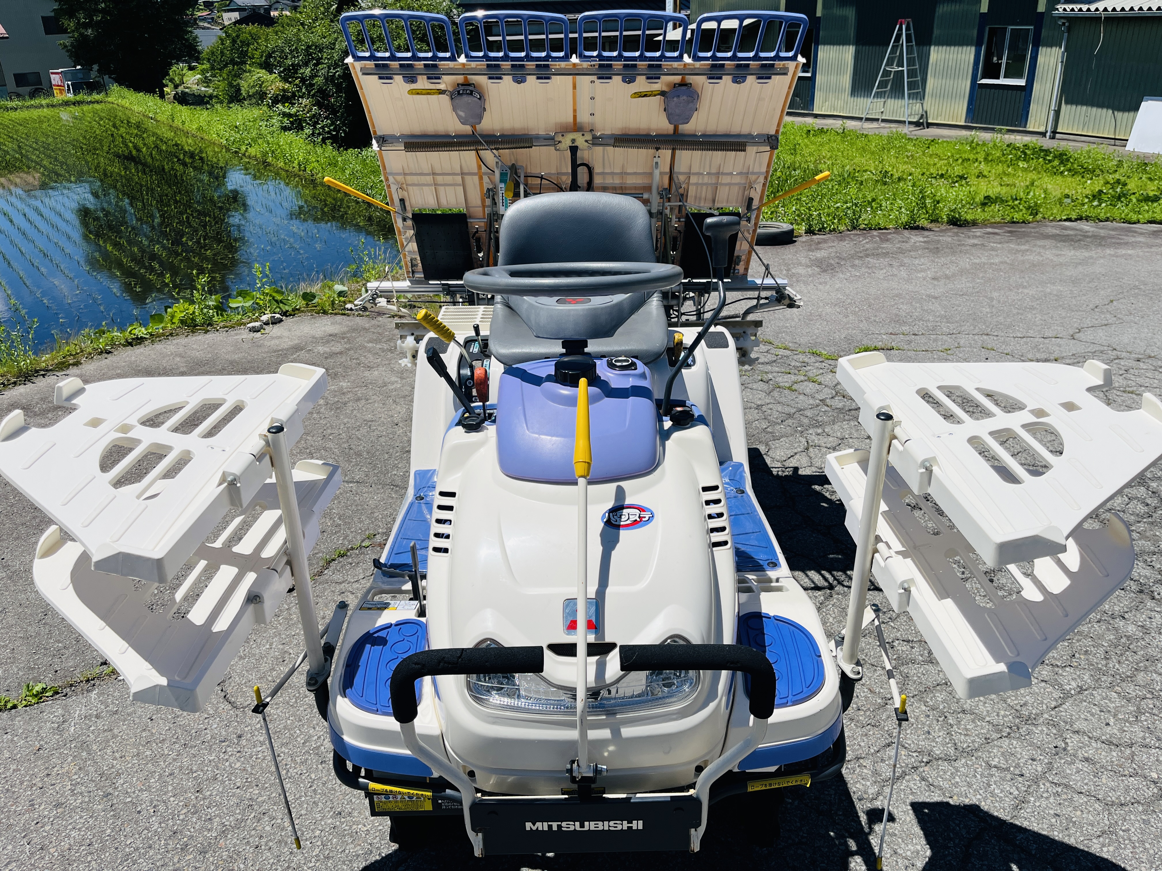 三菱マヒンドラ農機 中古田植機 LV4の商品画像3