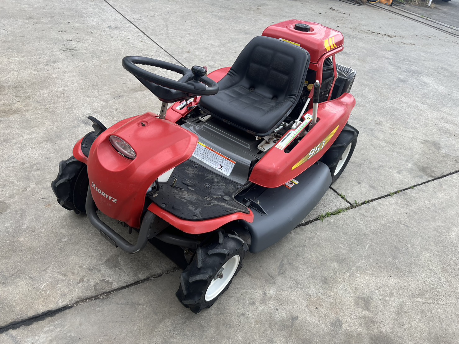 共立 中古草刈機 RM951