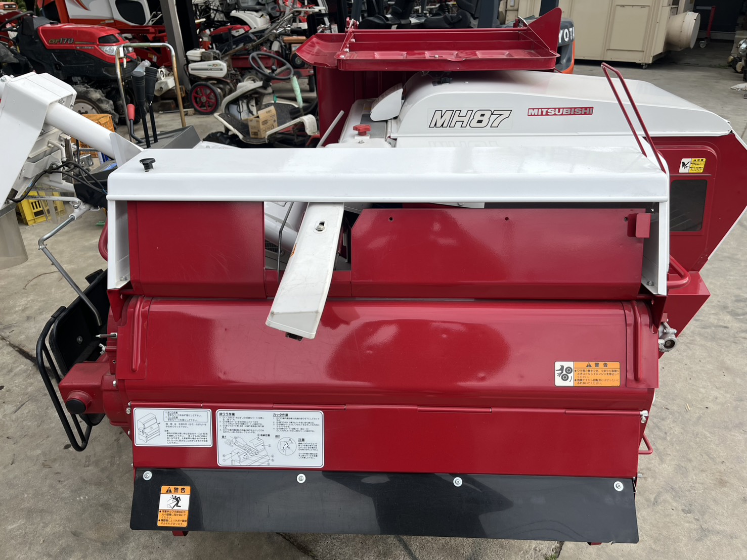 ミツビシ 中古ハーベスター MH87の商品画像3