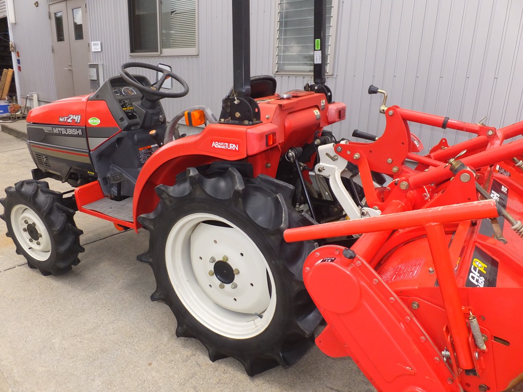三菱マヒンドラ農機 中古トラクター MT241の商品画像10