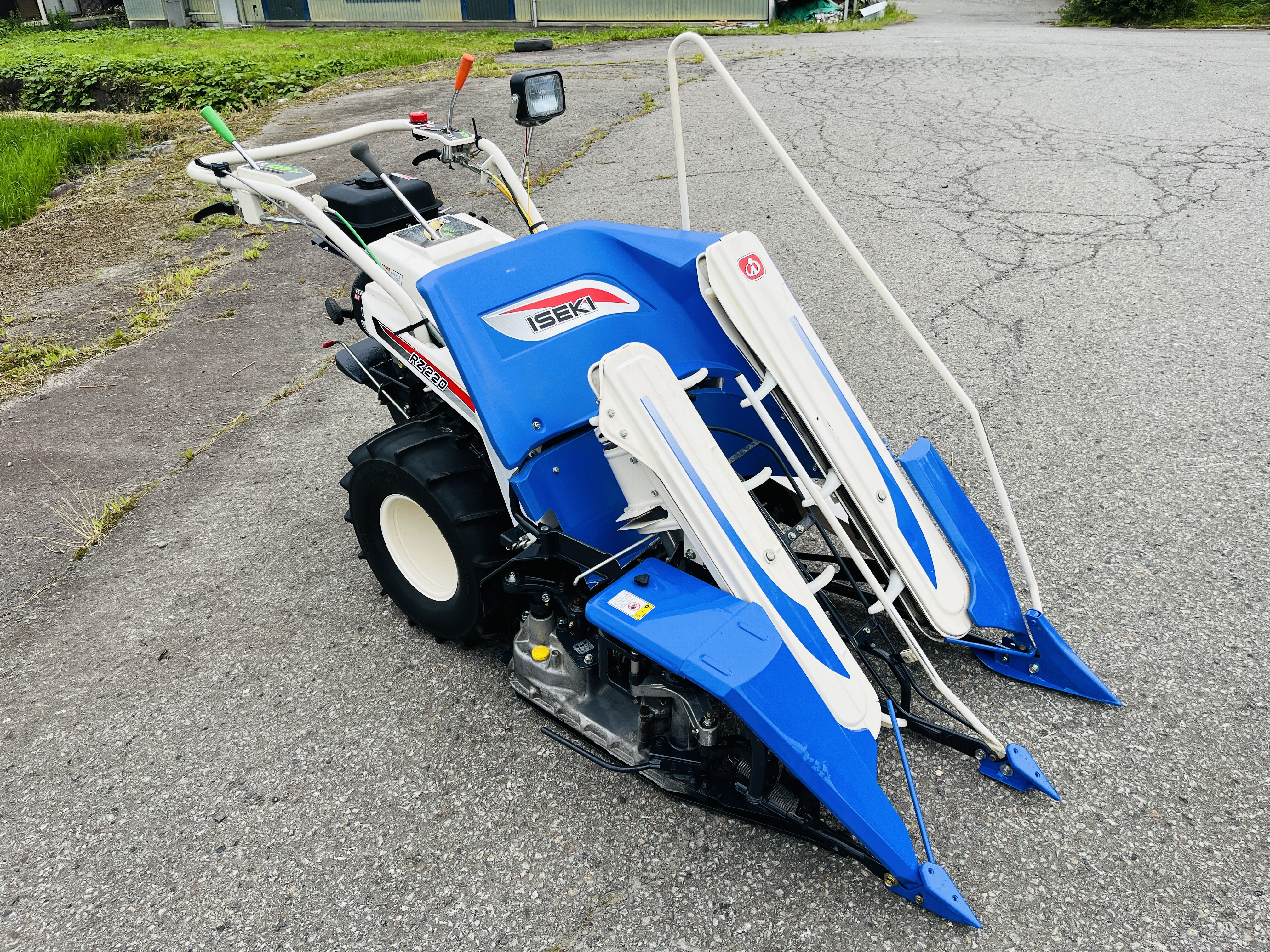 イセキ 中古バインダー RZ220