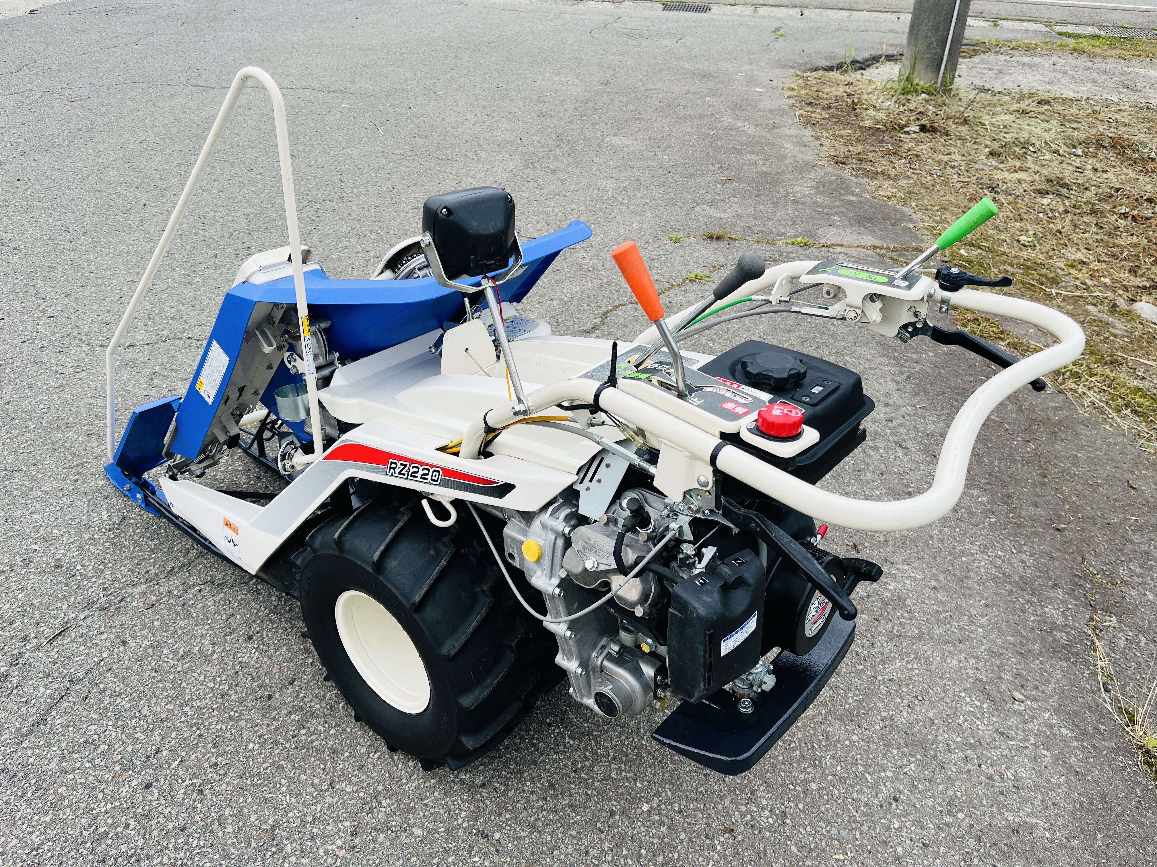 イセキ 中古バインダー RZ220の商品画像3