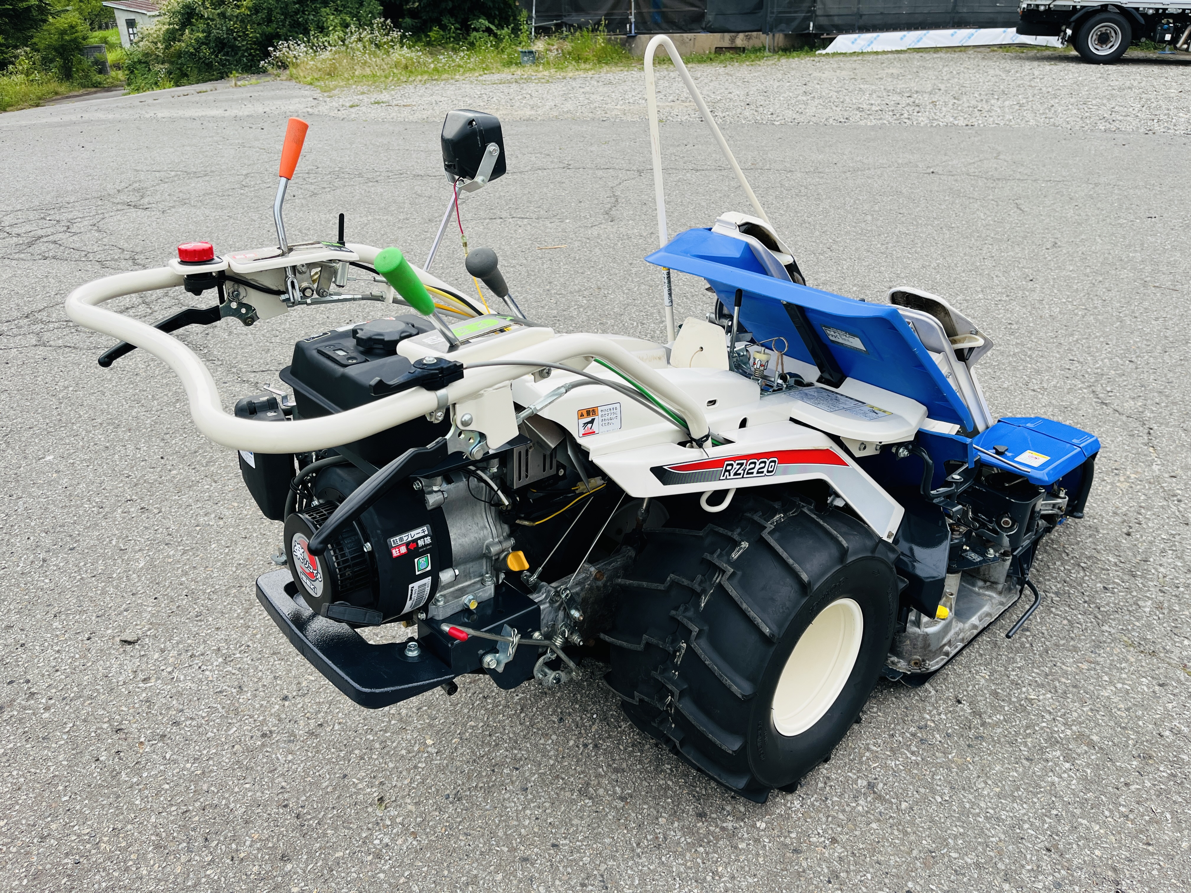 イセキ 中古バインダー RZ220の商品画像4