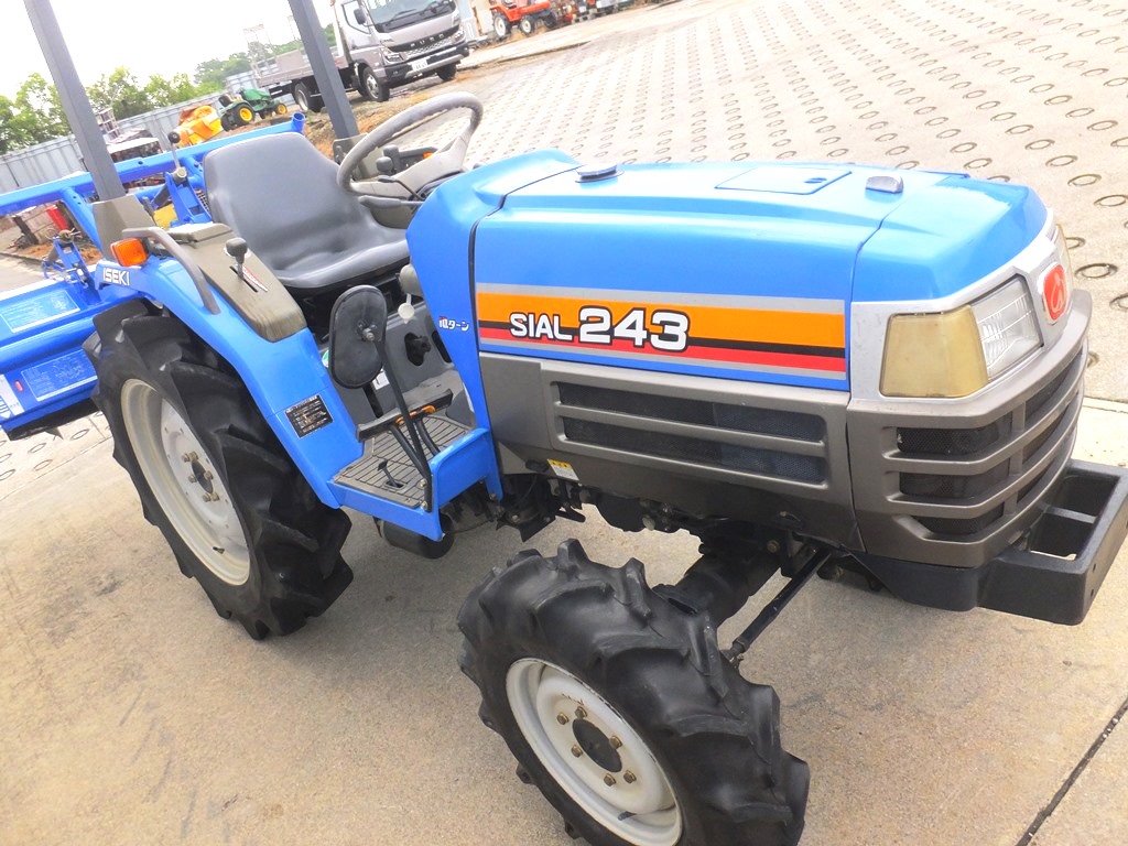 イセキ 中古トラクター TF243の商品画像9