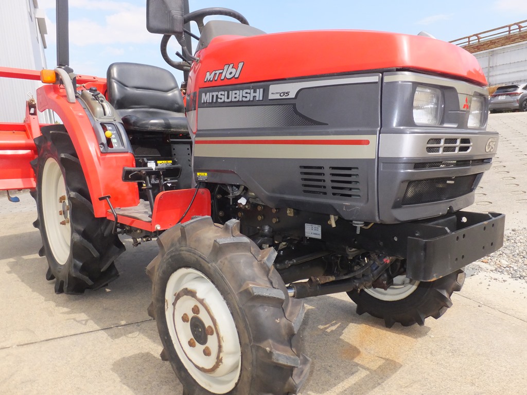 三菱マヒンドラ農機 中古トラクター MT161