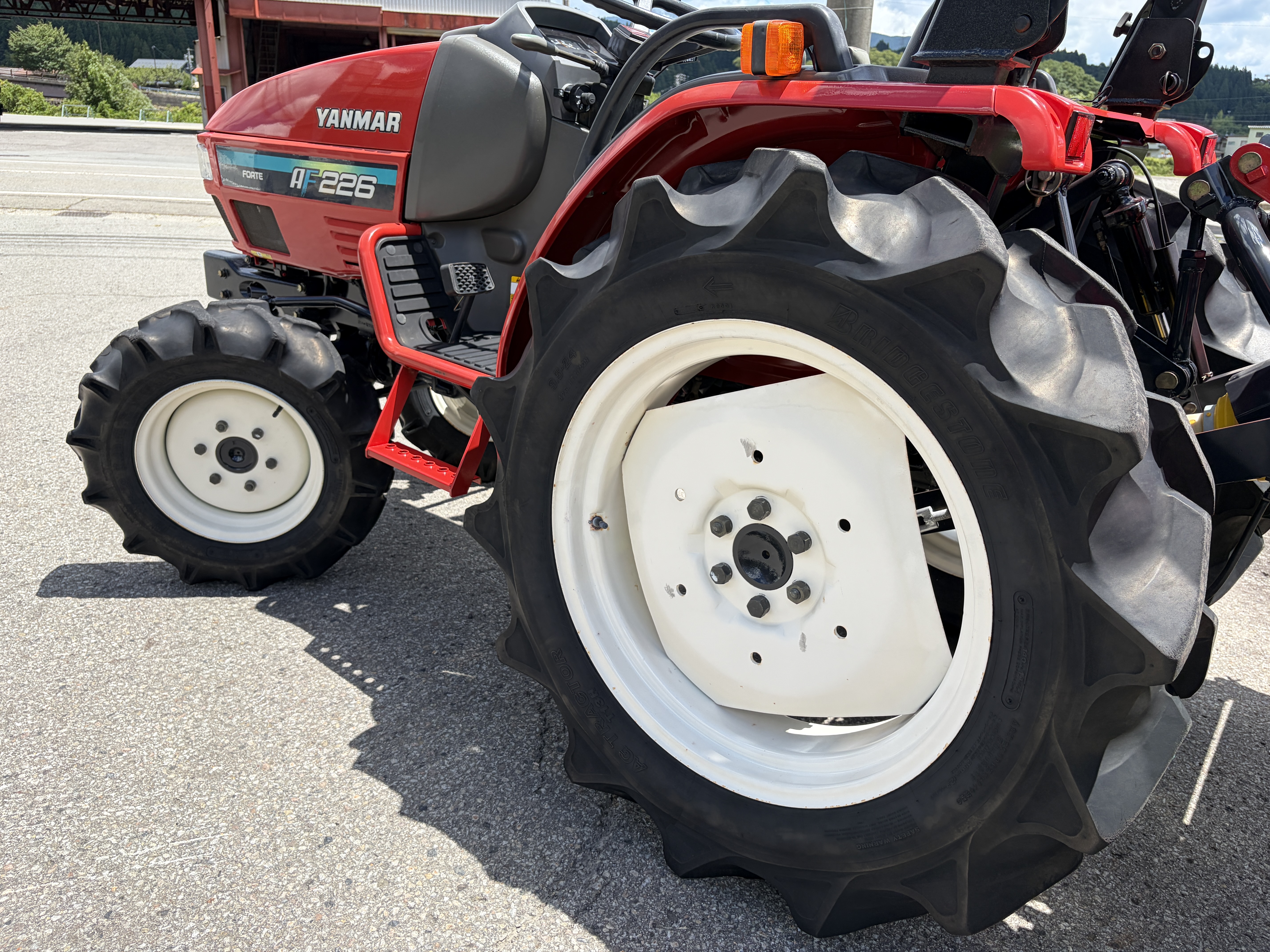 ヤンマー 中古トラクター AF226の商品画像7