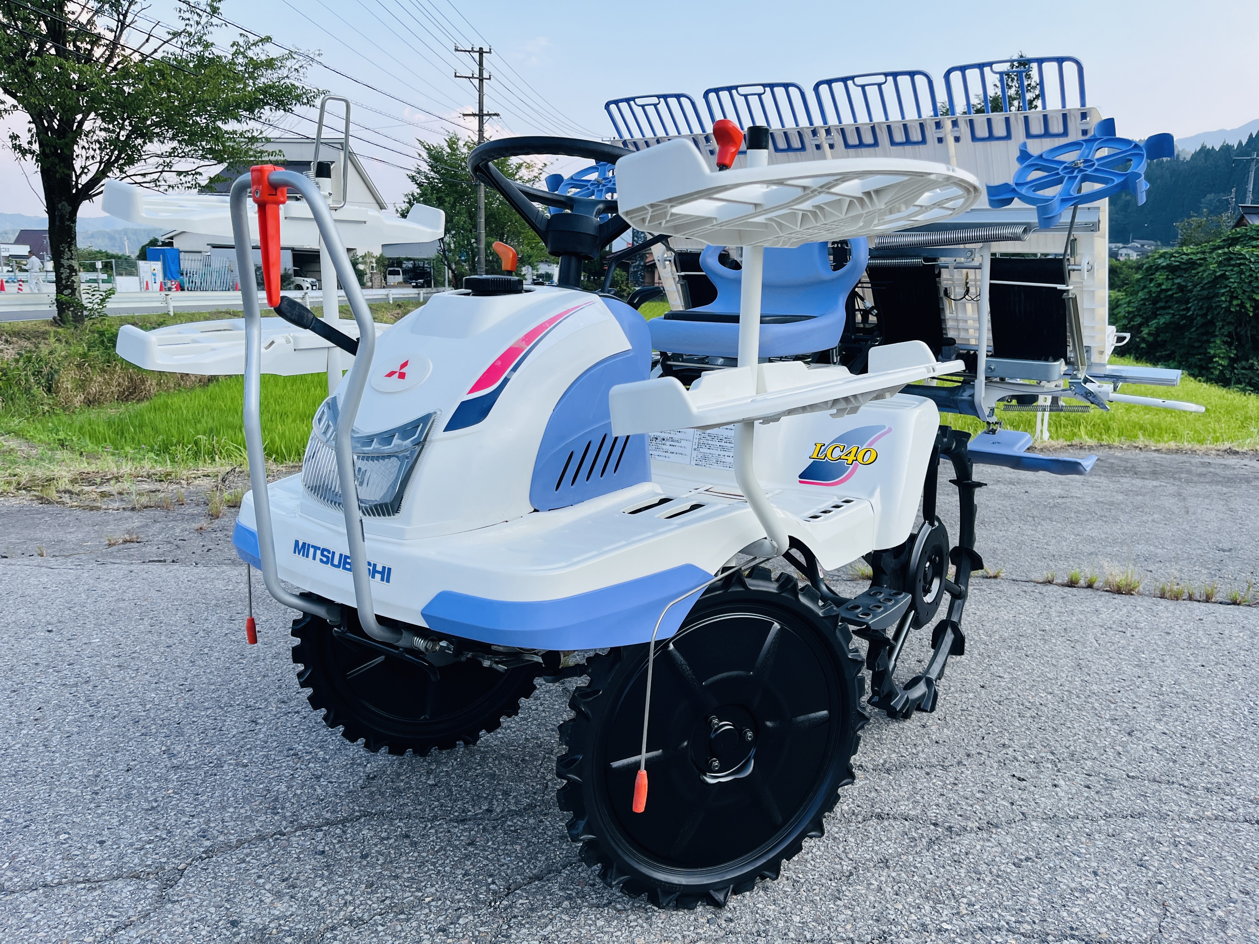 三菱マヒンドラ農機 中古田植機 LC40