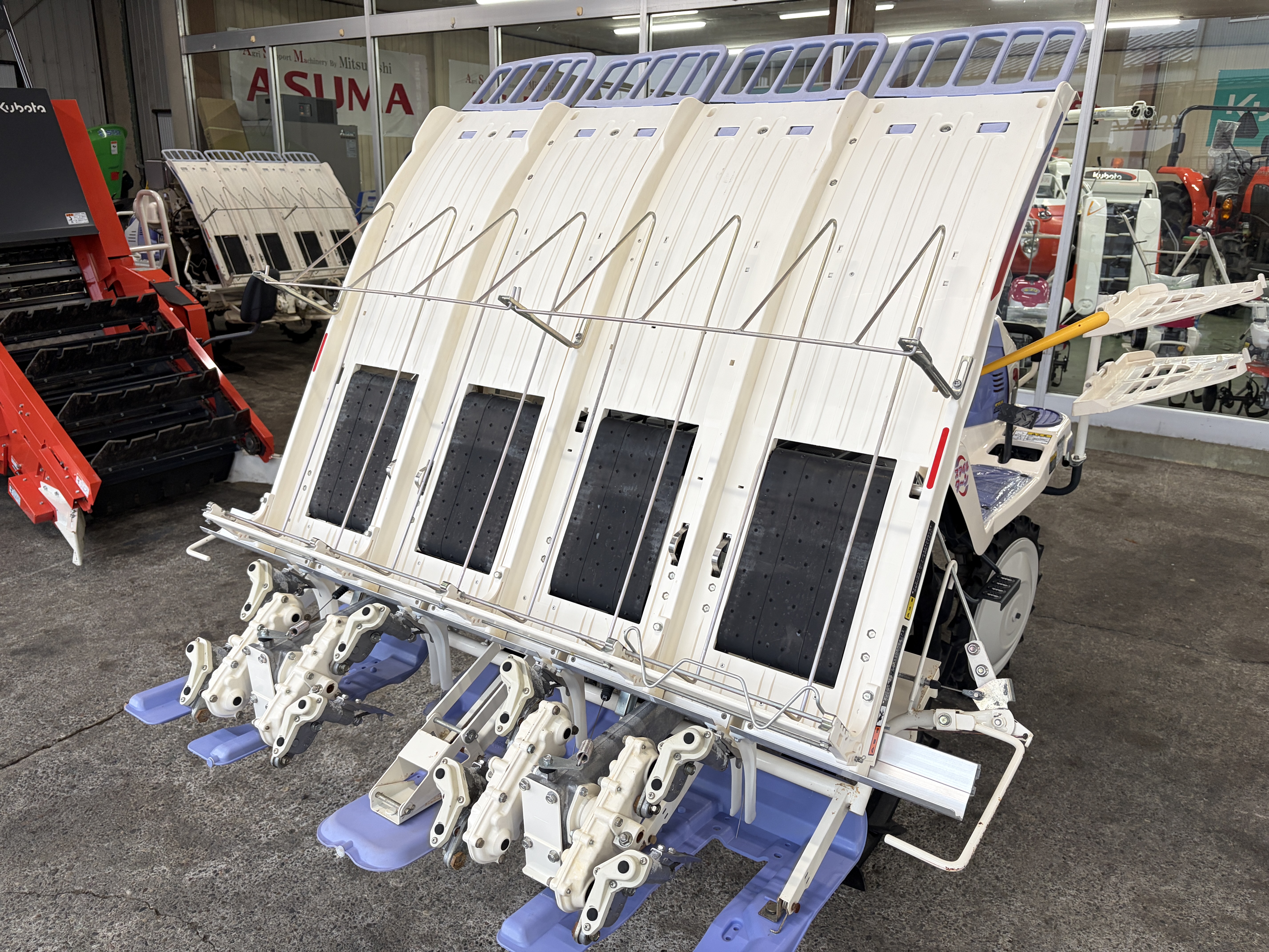 三菱マヒンドラ農機 中古田植機 LV4の商品画像5