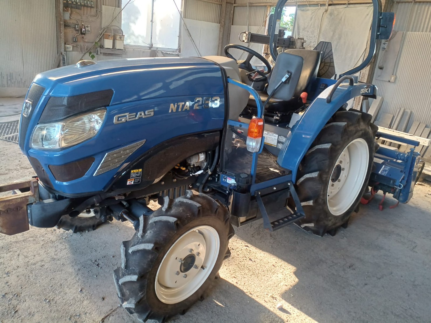 イセキ 中古トラクター NTA253