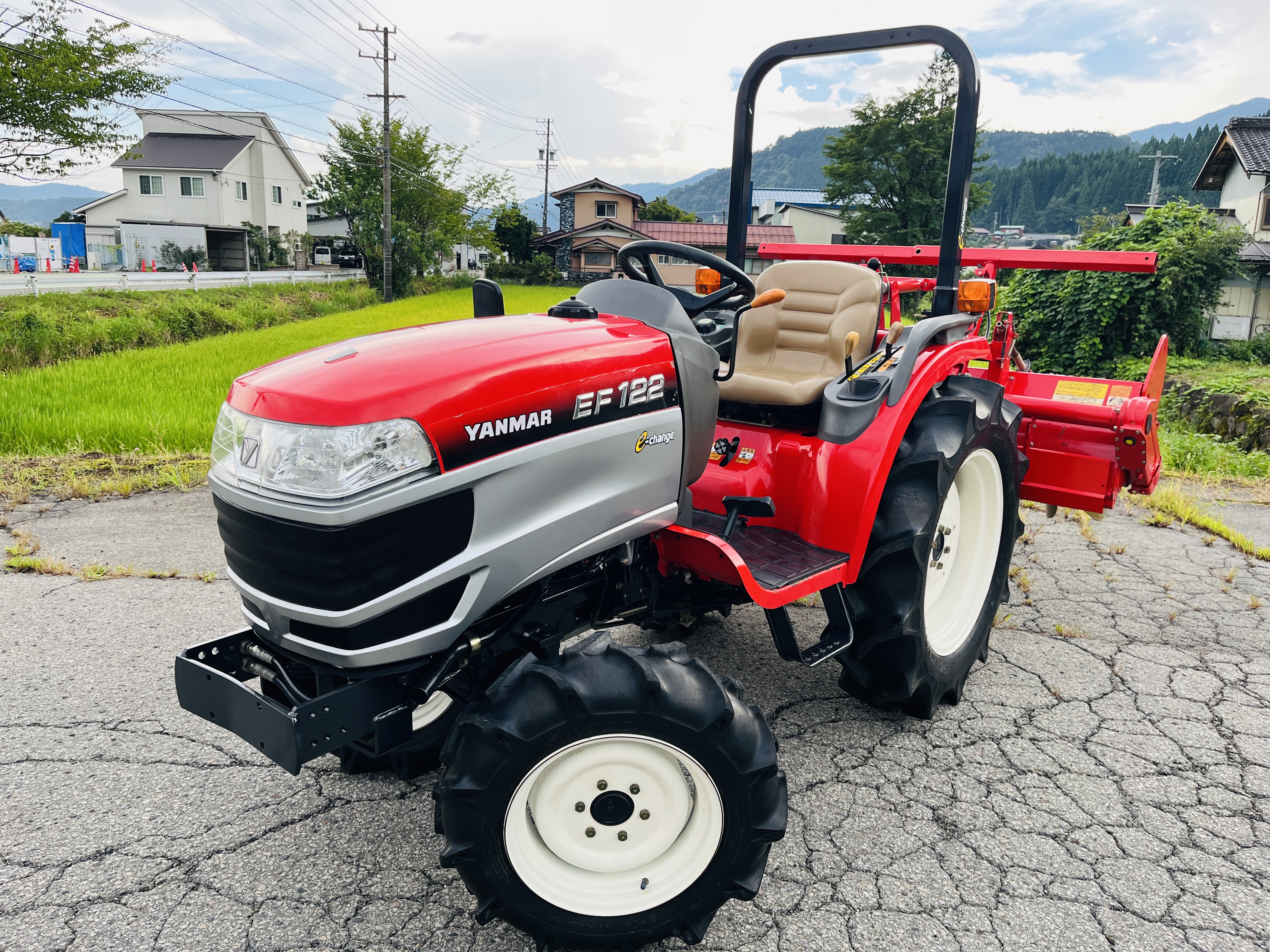 ヤンマー 中古トラクター EF122  e-change
