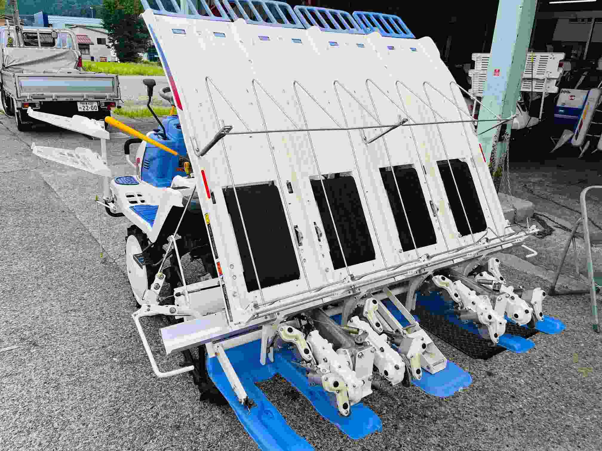 三菱マヒンドラ農機 中古田植機 LV4の商品画像6