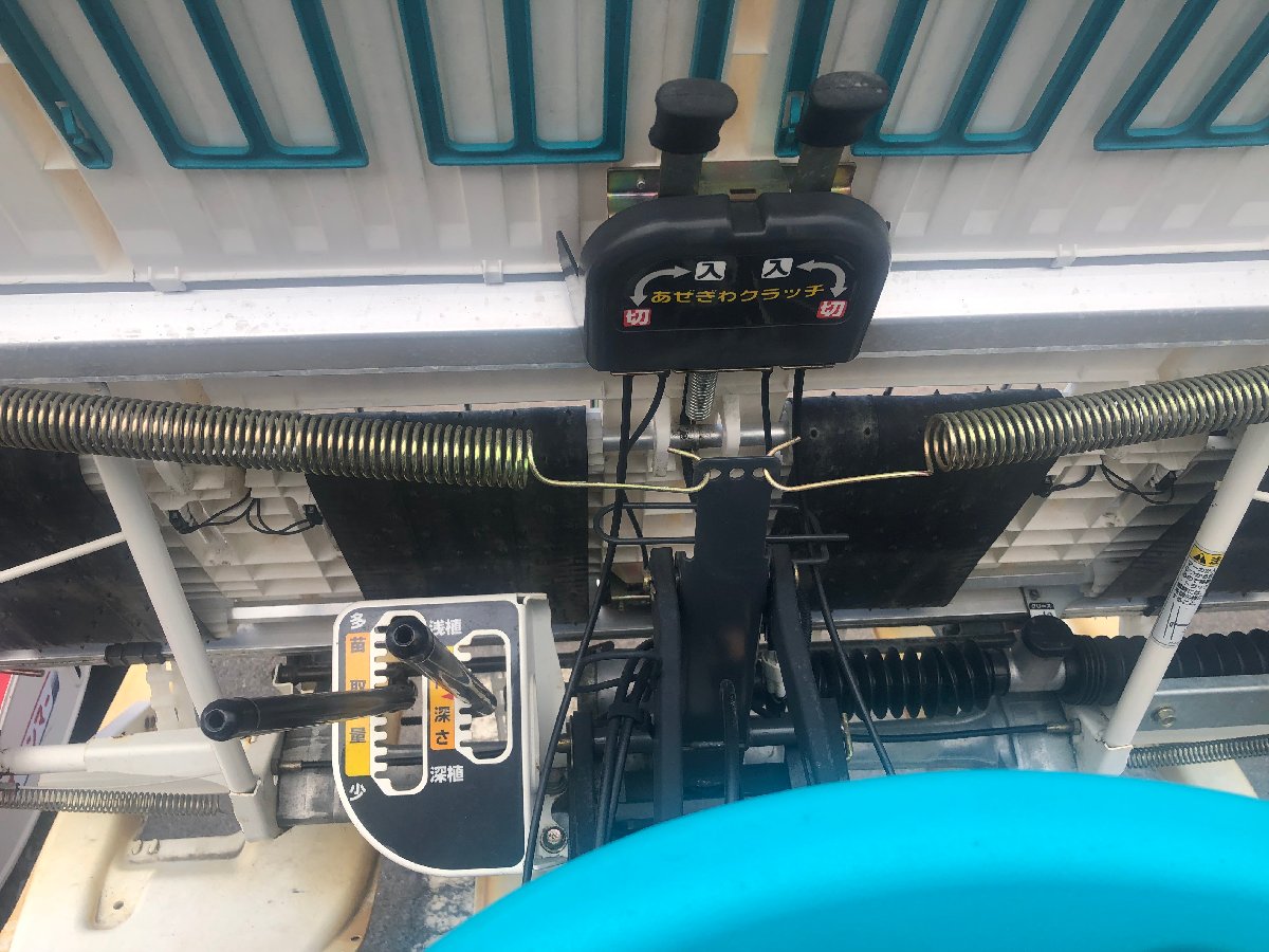  中古田植機 クボタ 乗用田植機 JC4A 機体寸法:2240×1600×1340mm 出力3.5ps 燃料/容量:無鉛ガソリン/4.2Lの商品画像2