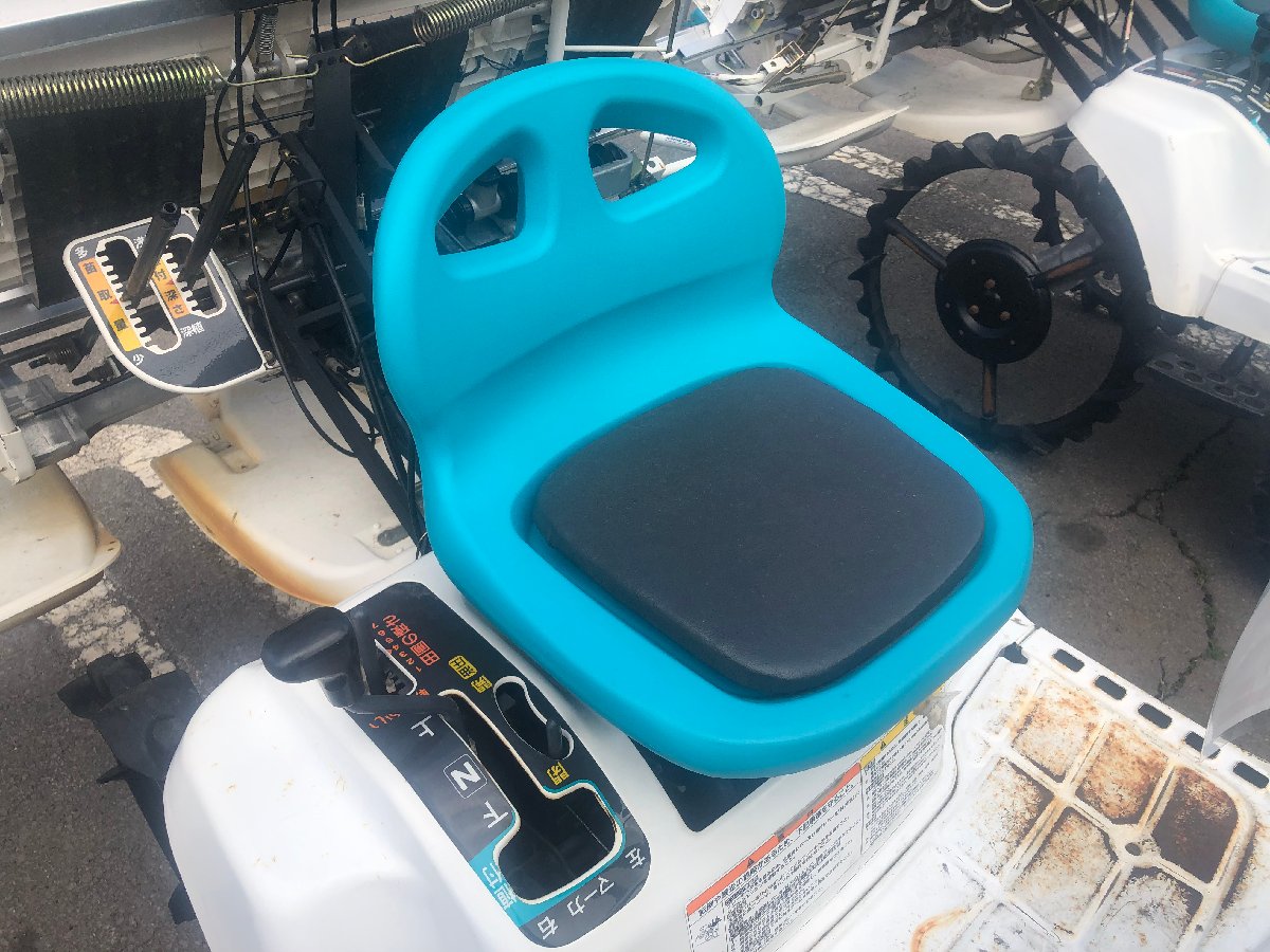  中古田植機 クボタ 乗用田植機 JC4A 機体寸法:2240×1600×1340mm 出力3.5ps 燃料/容量:無鉛ガソリン/4.2Lの商品画像3