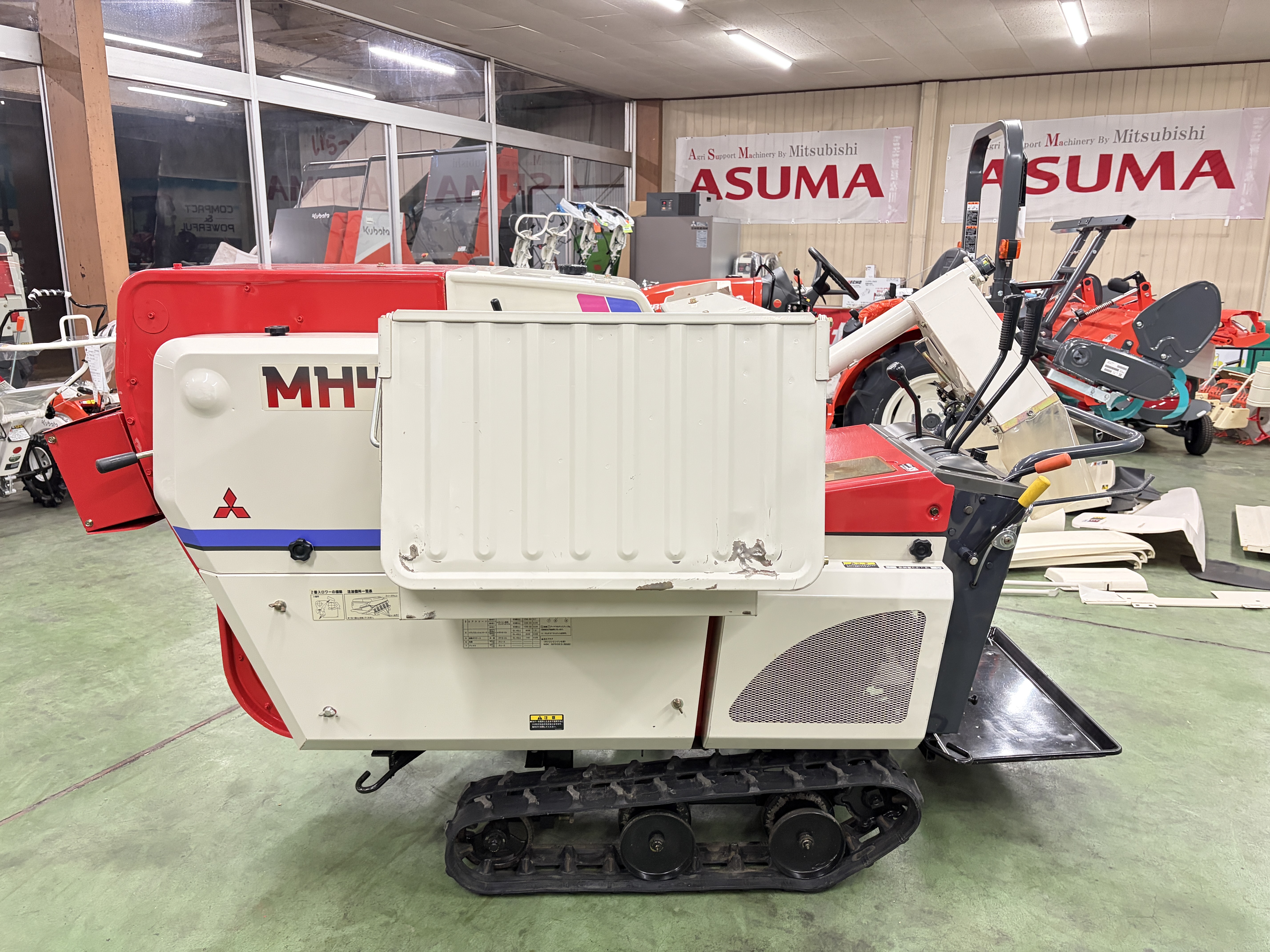 三菱マヒンドラ農機 中古ハーベスター MH41の商品画像8