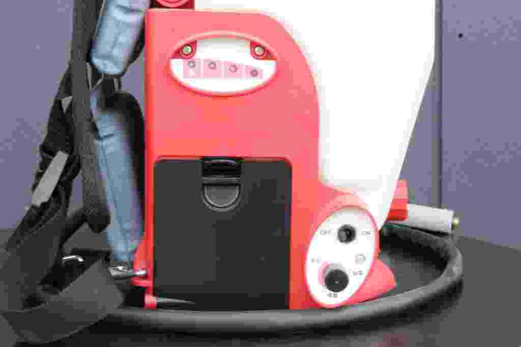 充電式 バッテリー 背負い 動噴 防除機 散布機 噴霧機 防除器 散布器 噴霧器 背負式 15L 噴霧器 充電式噴霧器 稲作 防除 農薬 散布 消毒 除草 害虫駆除 MSB1511Li 丸山製作所の商品画像3