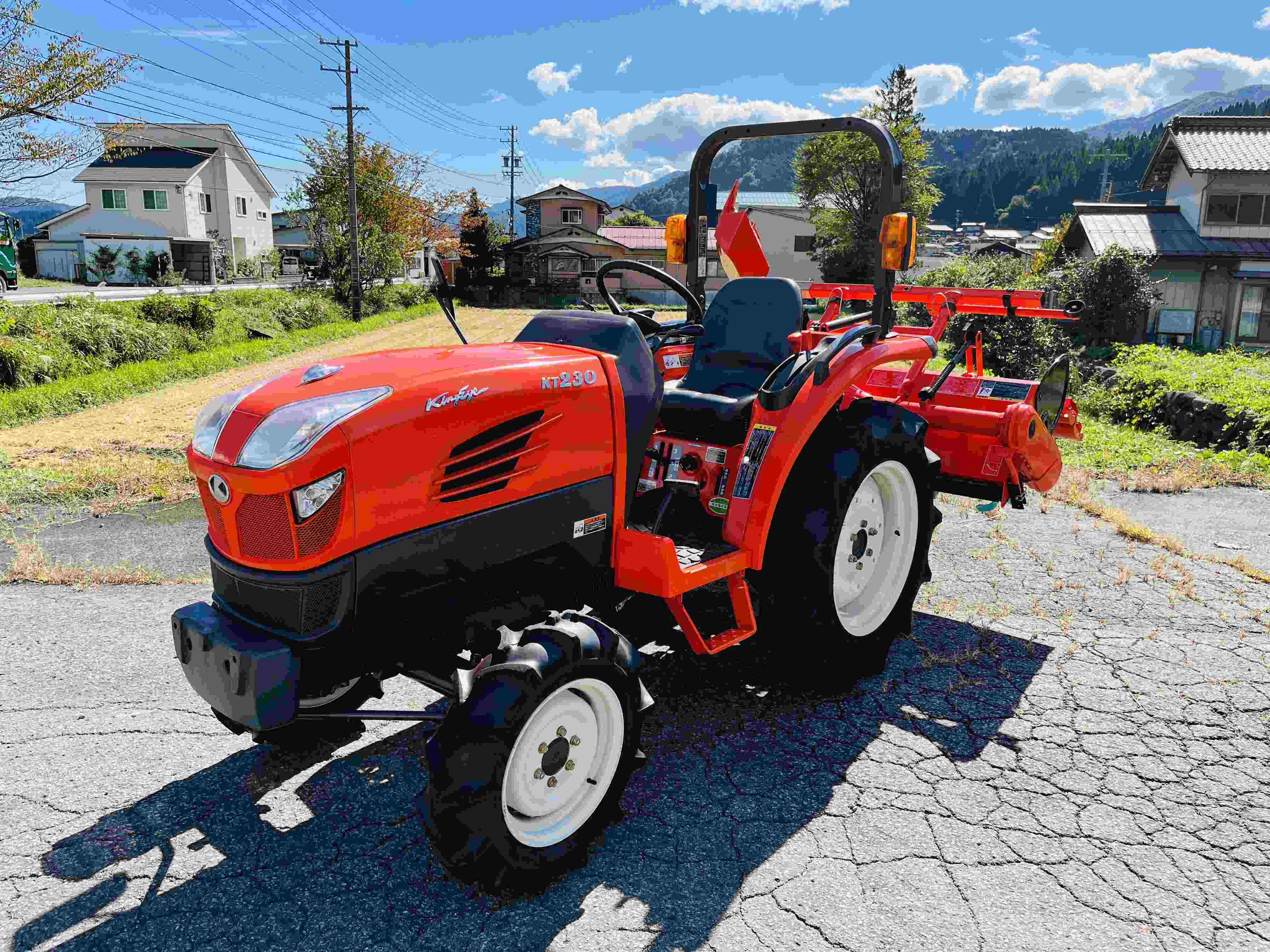 クボタ 中古トラクター KT230