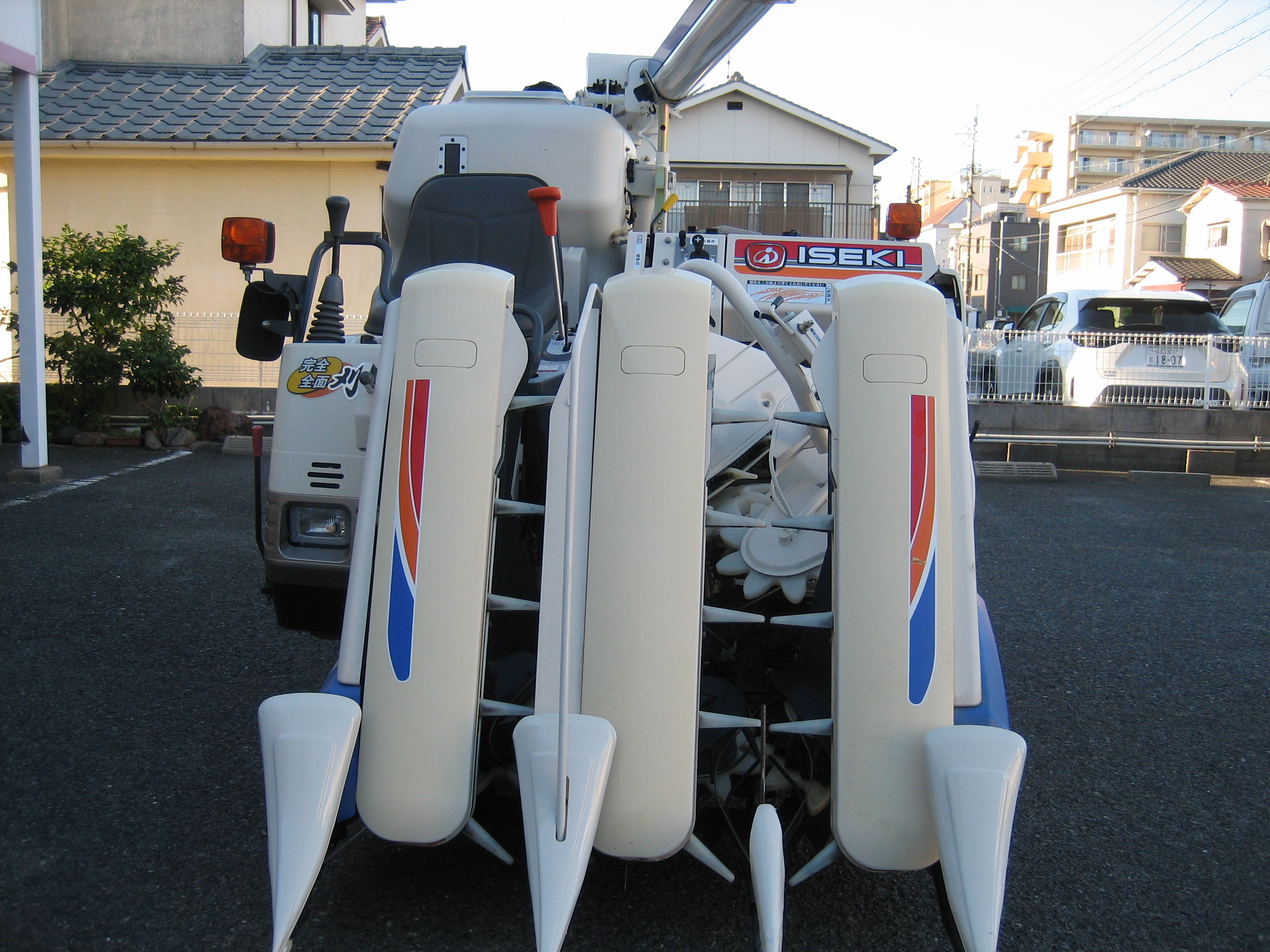 イセキ 中古コンバイン HVB319G-ZKWCの商品画像3