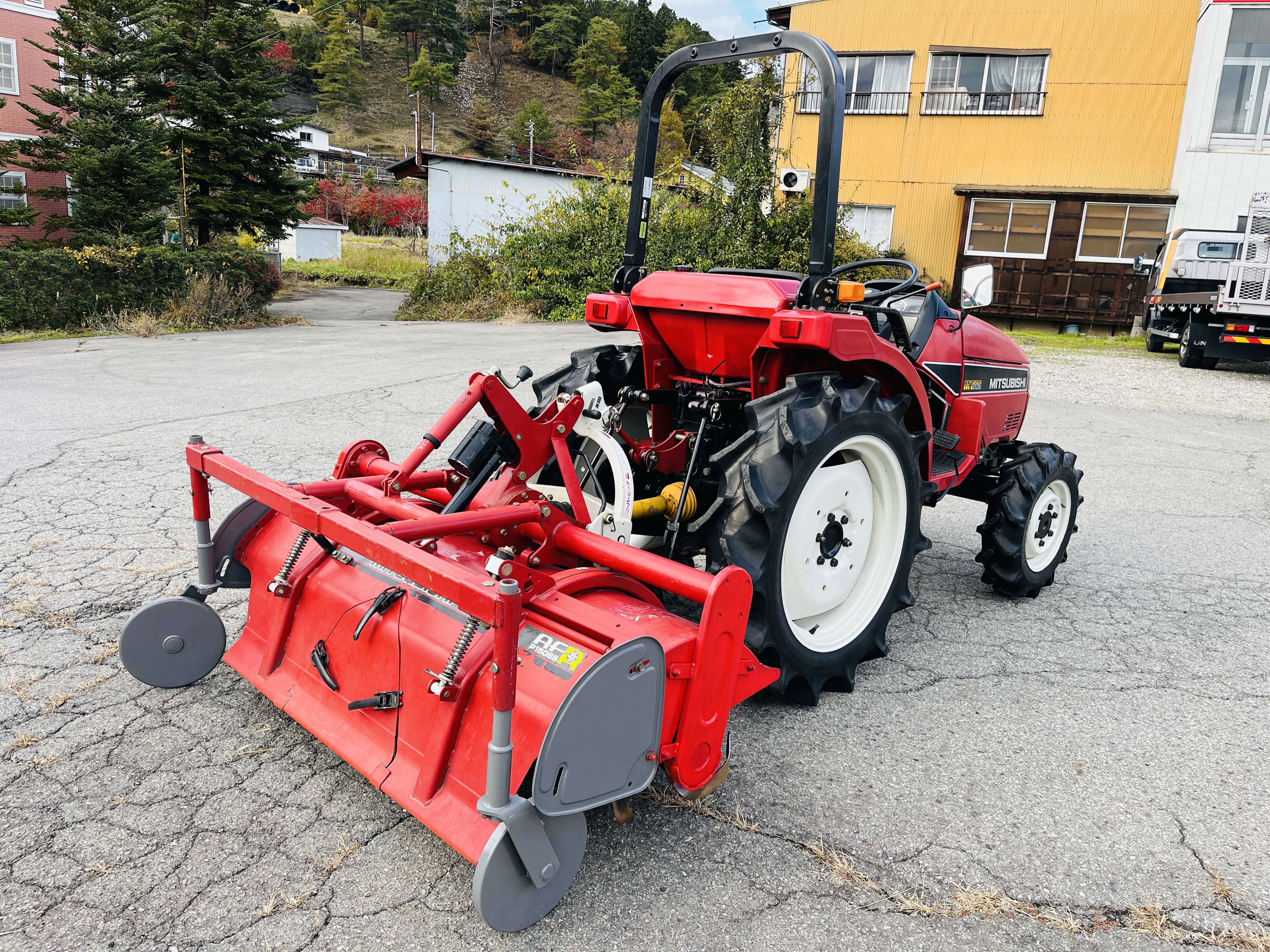 三菱マヒンドラ農機 中古トラクター MT205の商品画像4