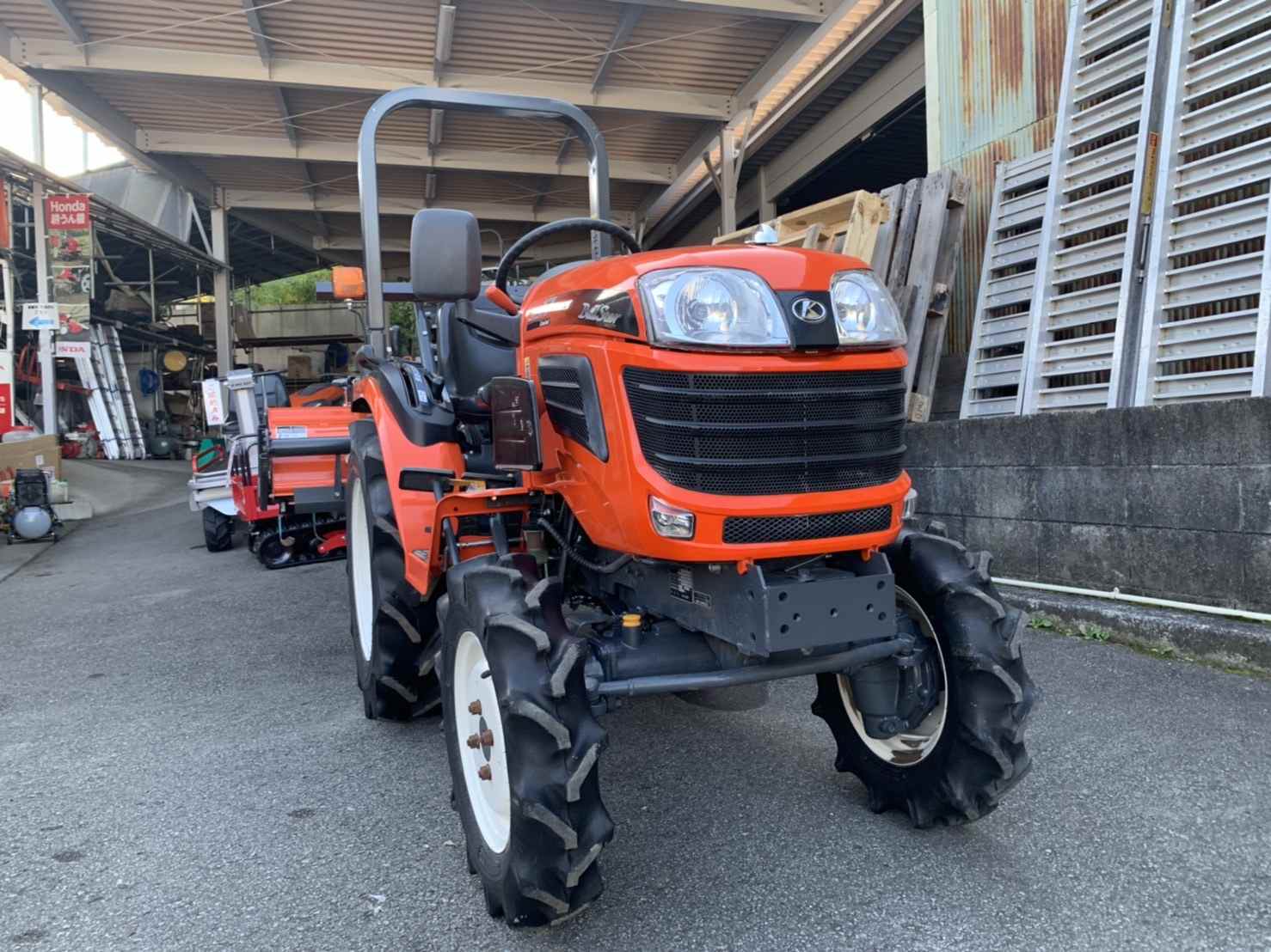 クボタ 中古トラクター JB17X-LBSMAGRF3の商品画像1
