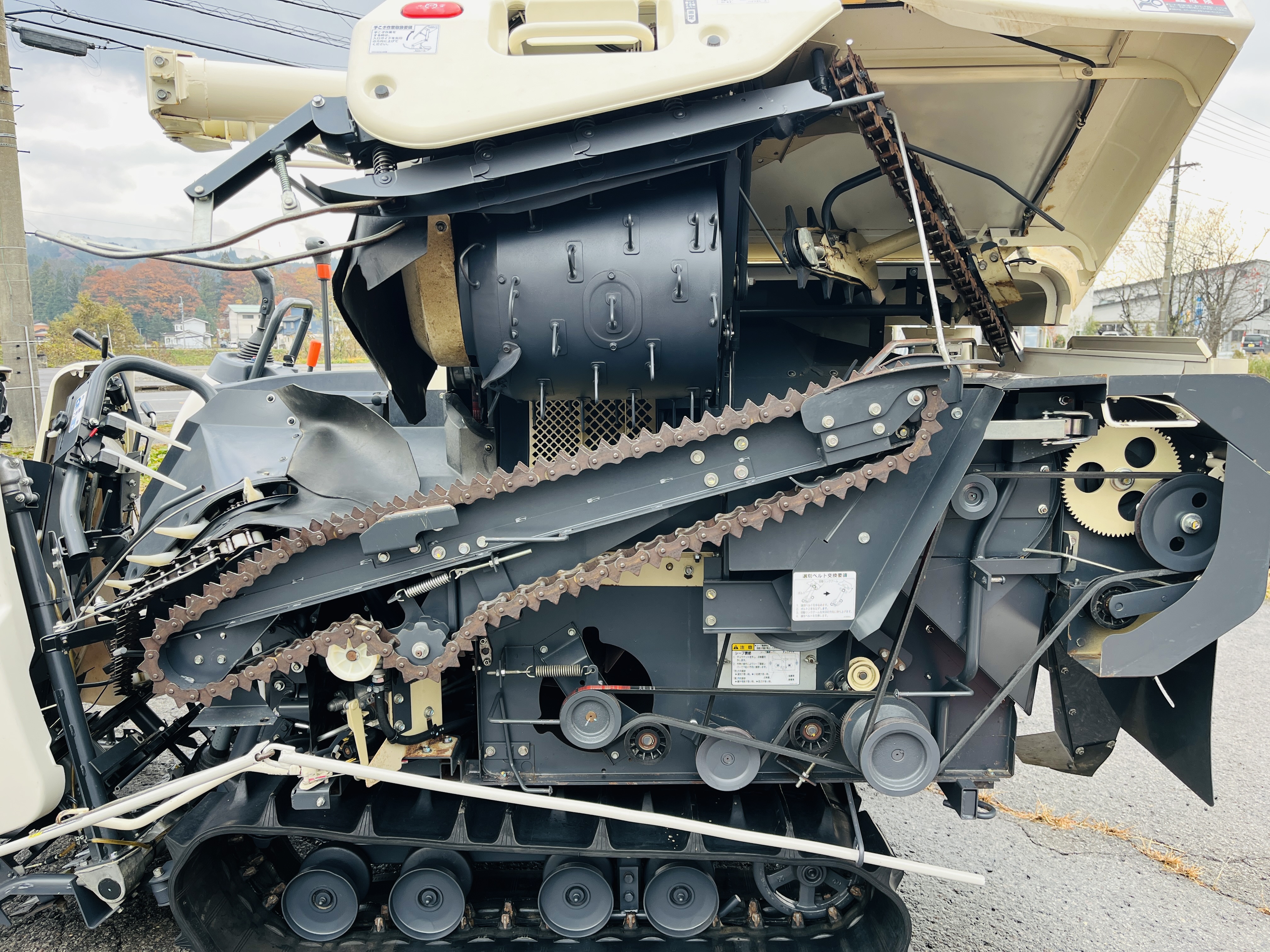 三菱マヒンドラ農機 中古コンバイン V217Gの商品画像7