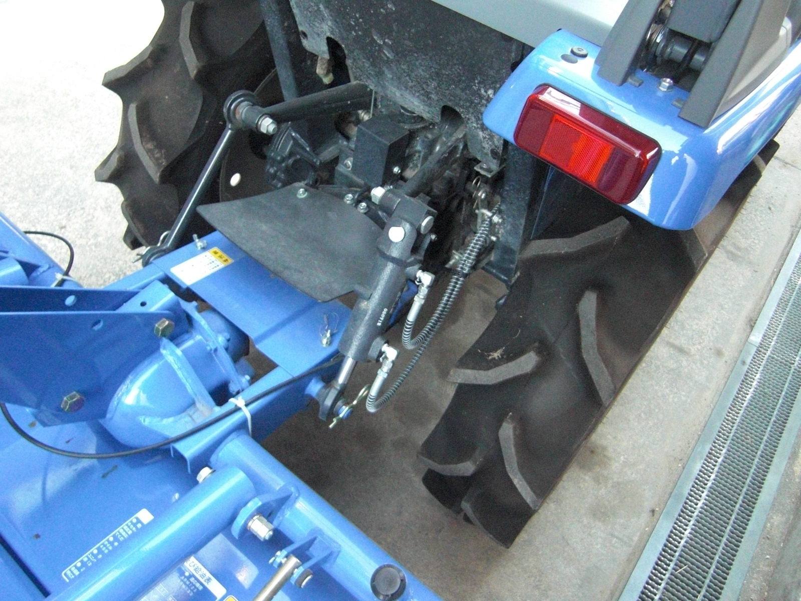 イセキ 中古トラクター TM16-KXZA2VTM　小型フル装備　！　低アワー機　！の商品画像5